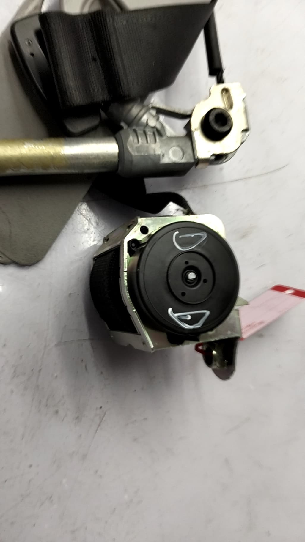 Cinturon seguridad delantero derecho OPEL CORSA D 5