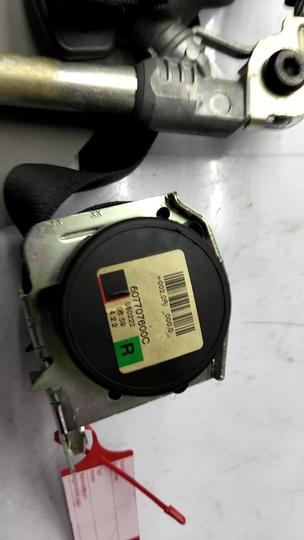 Cinturon seguridad delantero derecho OPEL CORSA D 3