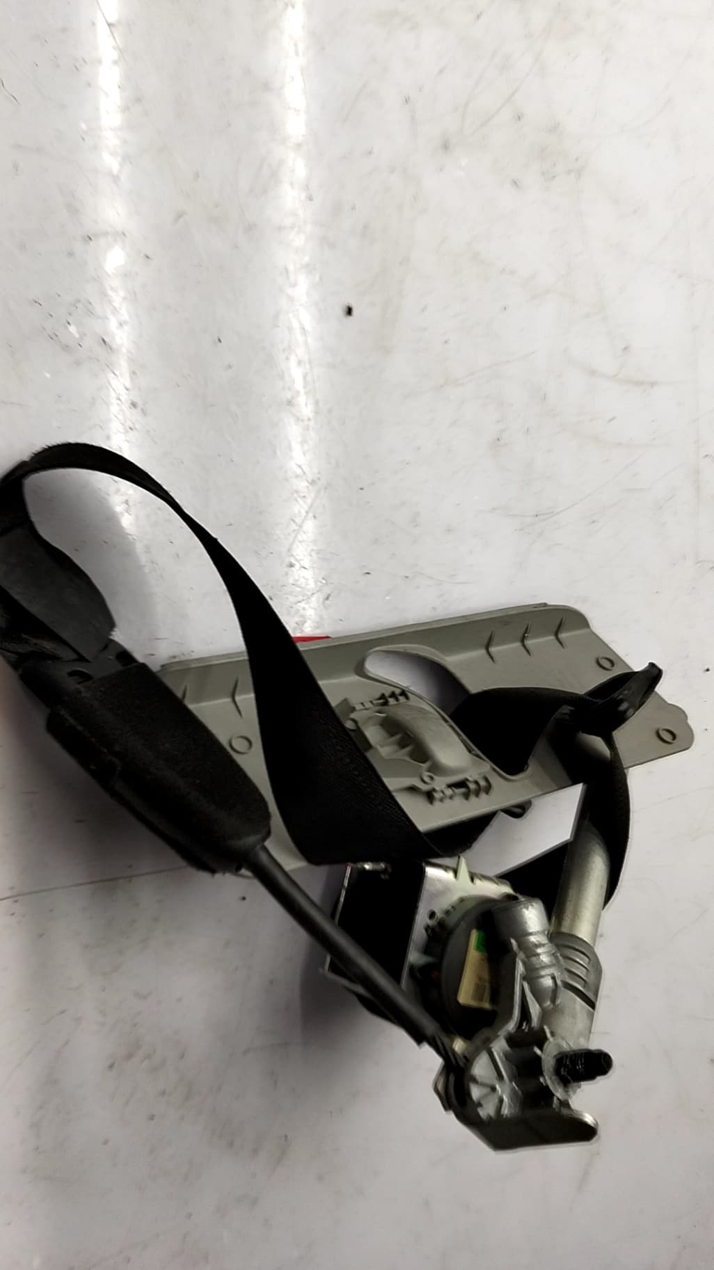 Cinturon seguridad delantero derecho OPEL CORSA D 2