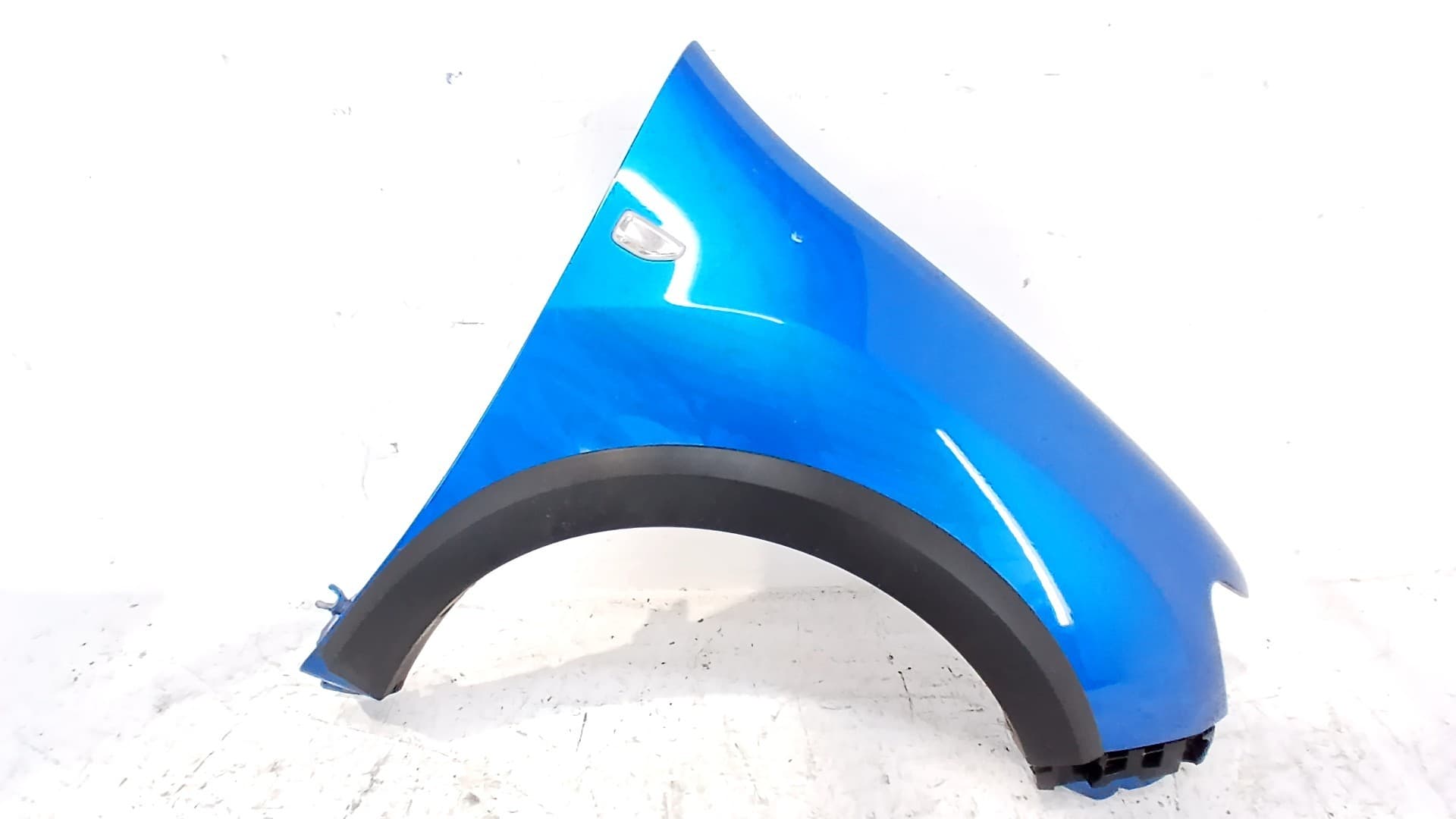 Aleta delantera derecha DACIA SANDERO
