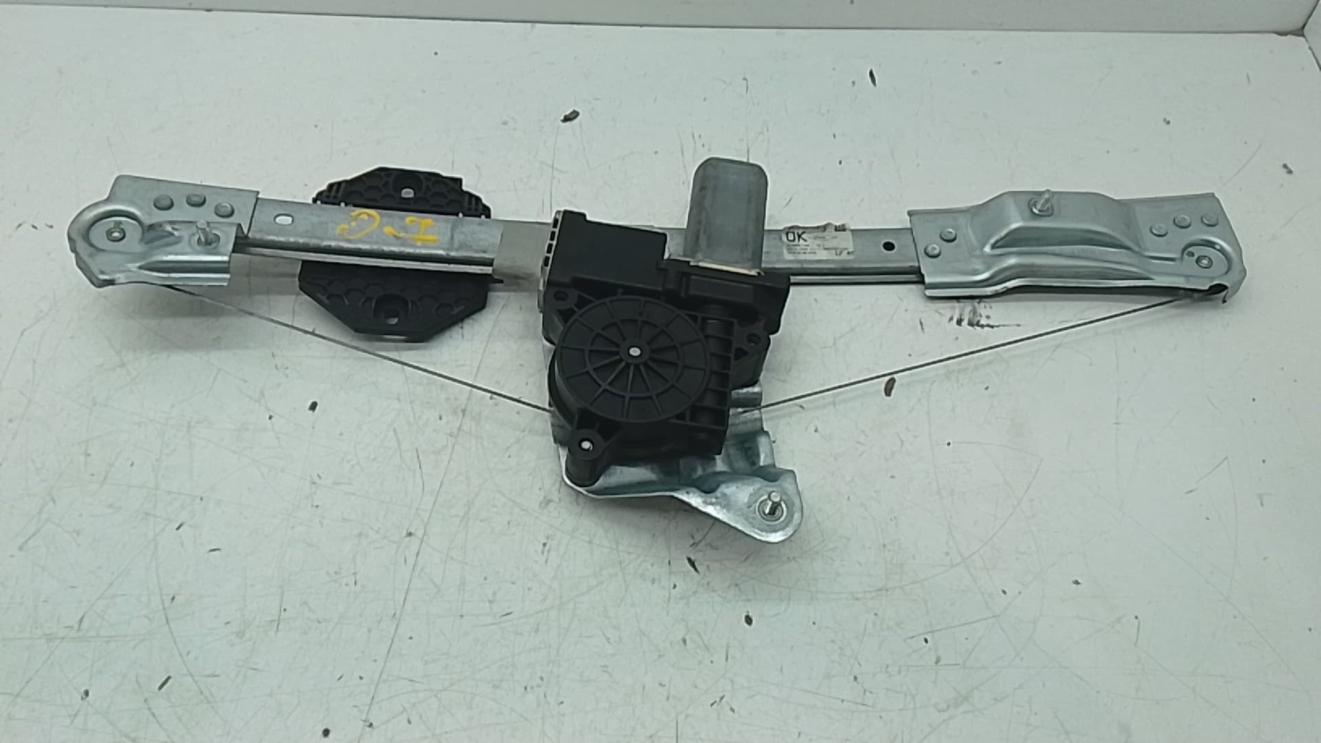 Elevalunas delantero izquierdo DACIA SANDERO