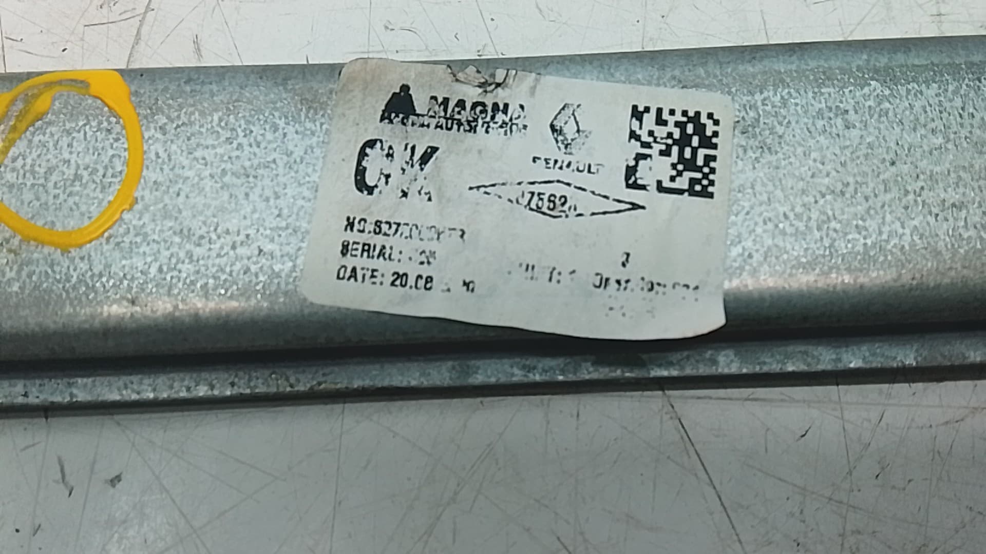 Elevalunas trasero derecho DACIA SANDERO 4
