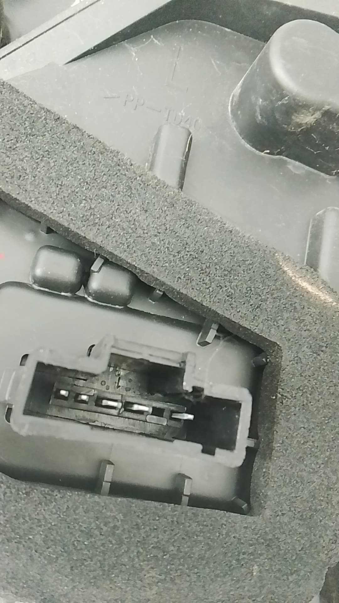 Piloto trasero izquierdo DACIA SANDERO 2