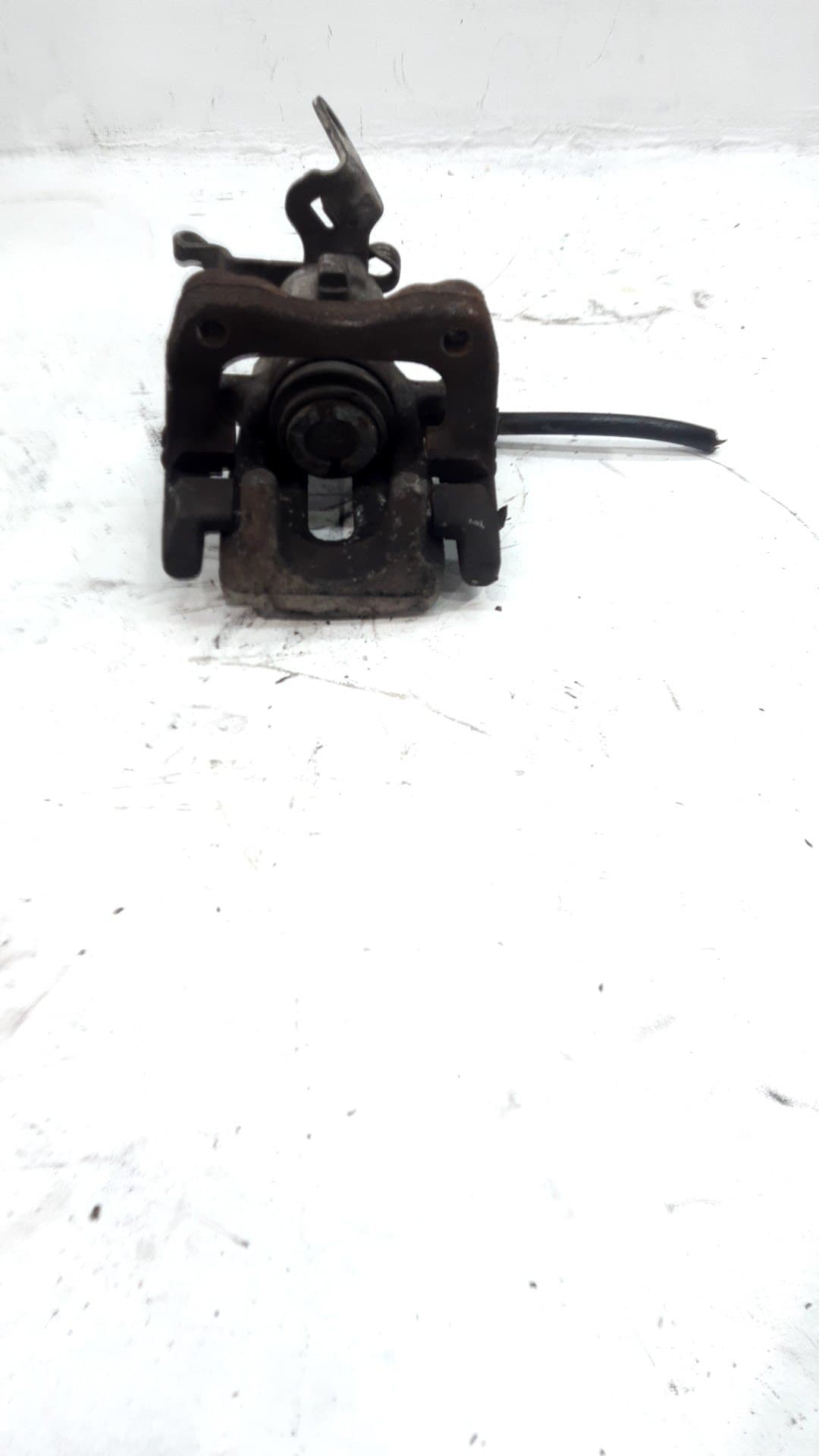 Recambio SEAT LEON ST (5F8) ref. 5Q0615423A 2