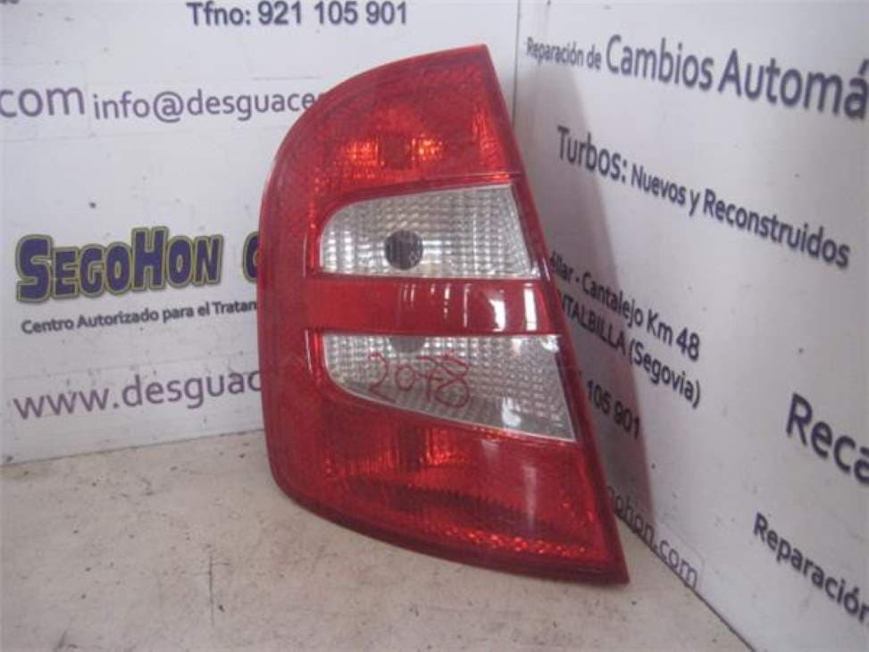 Piloto trasero izquierdo SKODA FABIA (6Y2/6Y3) 3