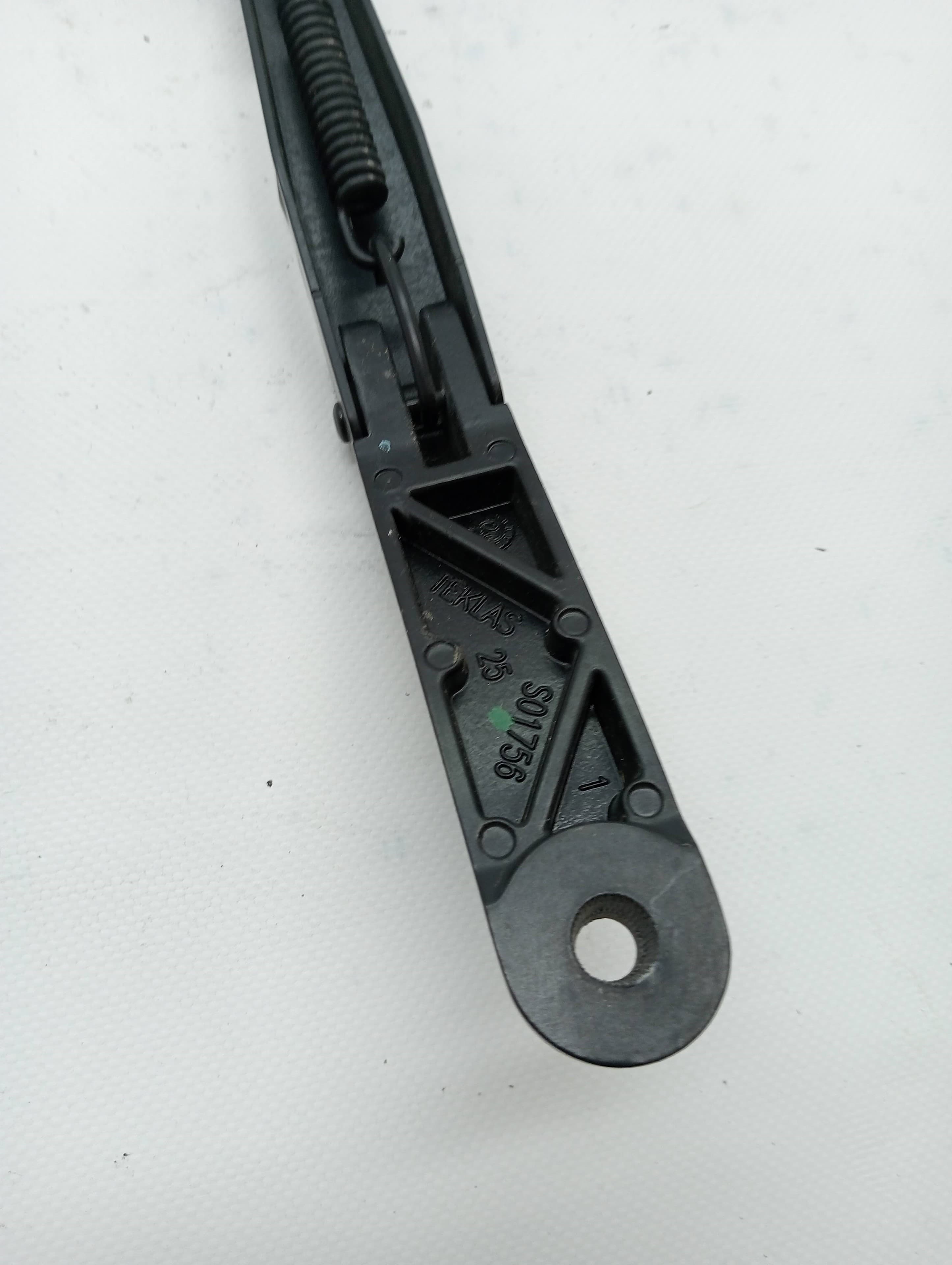Brazo limpia delantero derecho SKODA FABIA COMBI 3