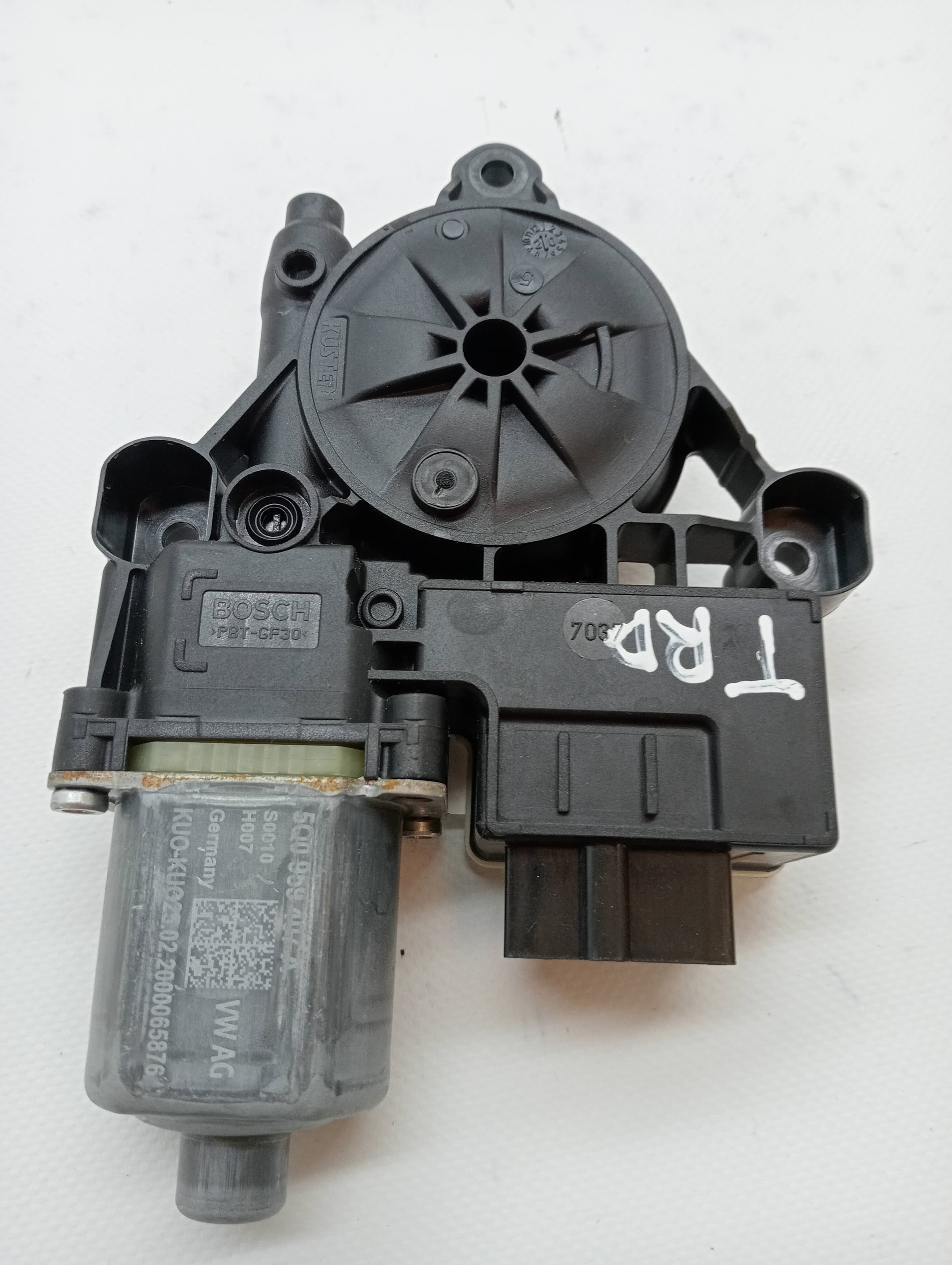 Motor elevalunas trasero derecho SKODA FABIA COMBI 2