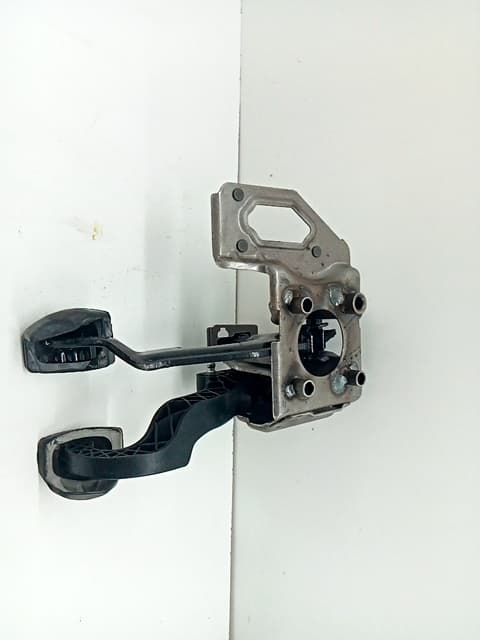 Pedal freno PEUGEOT 208