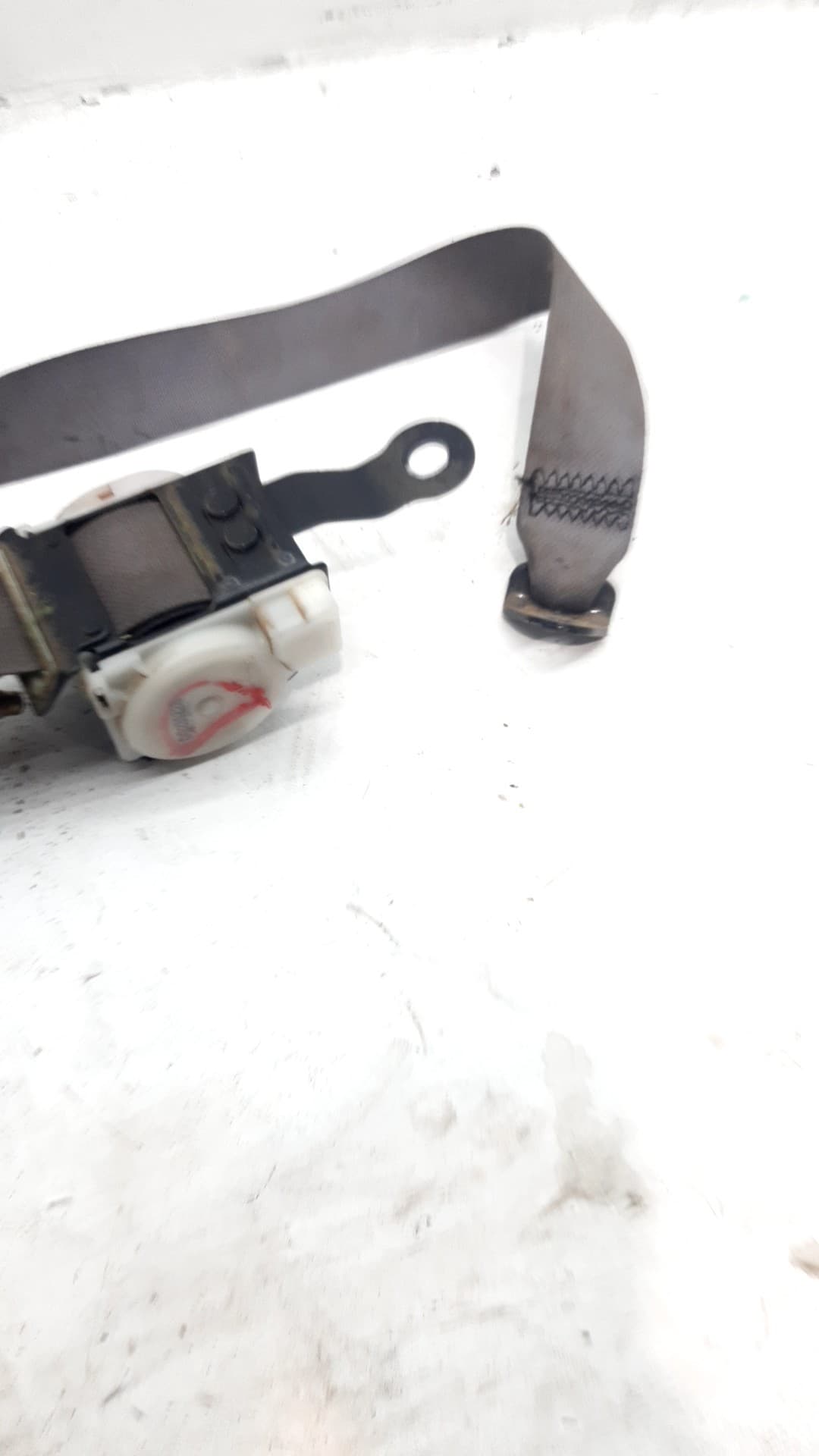 Cinturon seguridad delantero derecho NISSAN PICK-UP (D22) 2