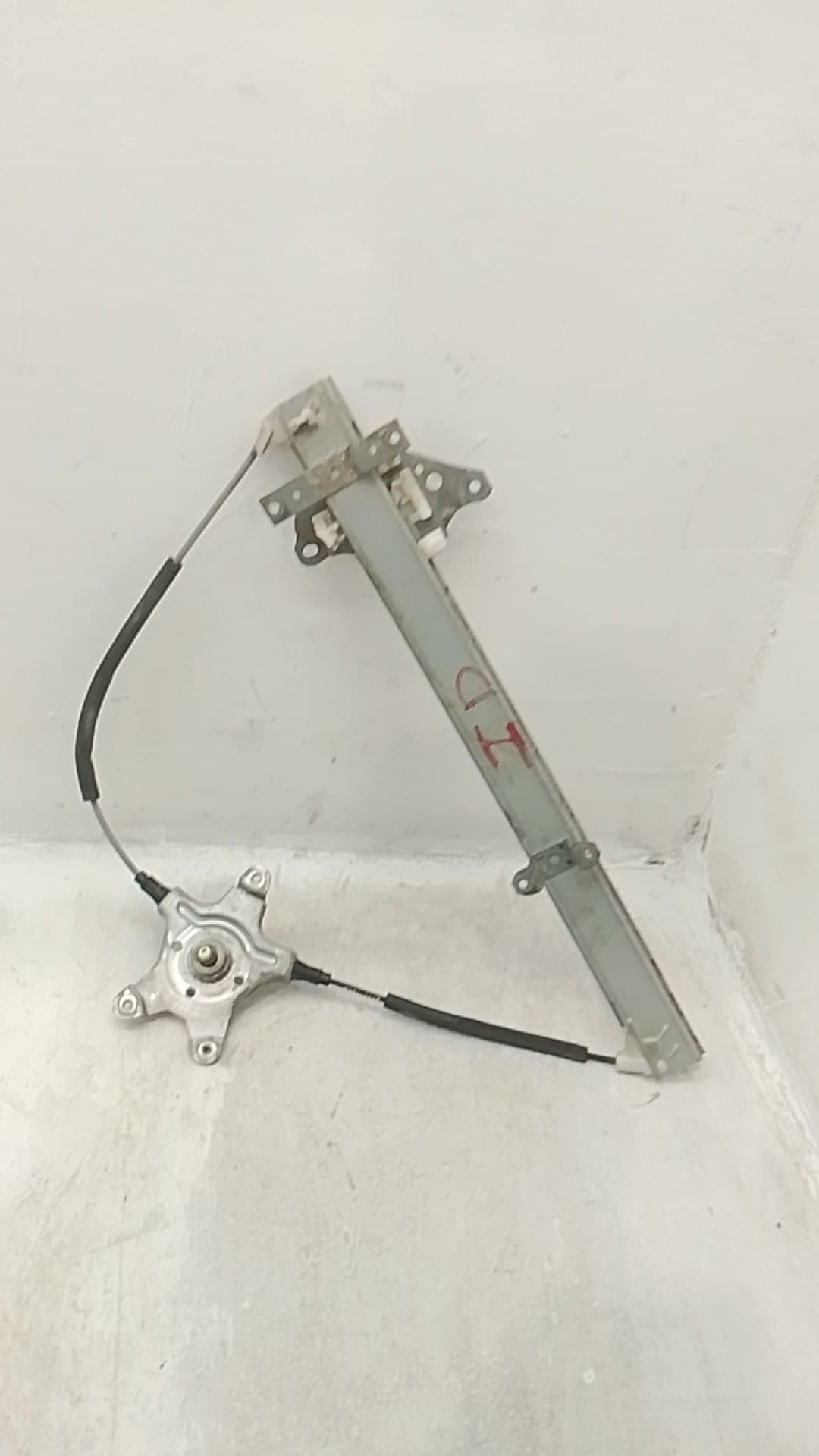 Elevalunas delantero izquierdo NISSAN PICK-UP (D22)