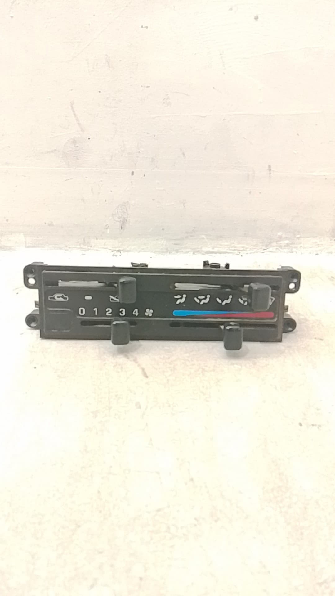 Mando climatizador NISSAN PICK-UP (D22) 3