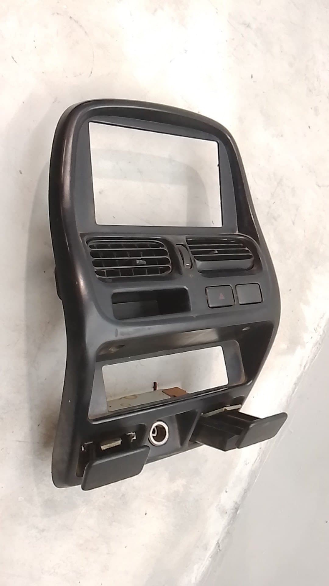 Consola central NISSAN PICK-UP (D22)