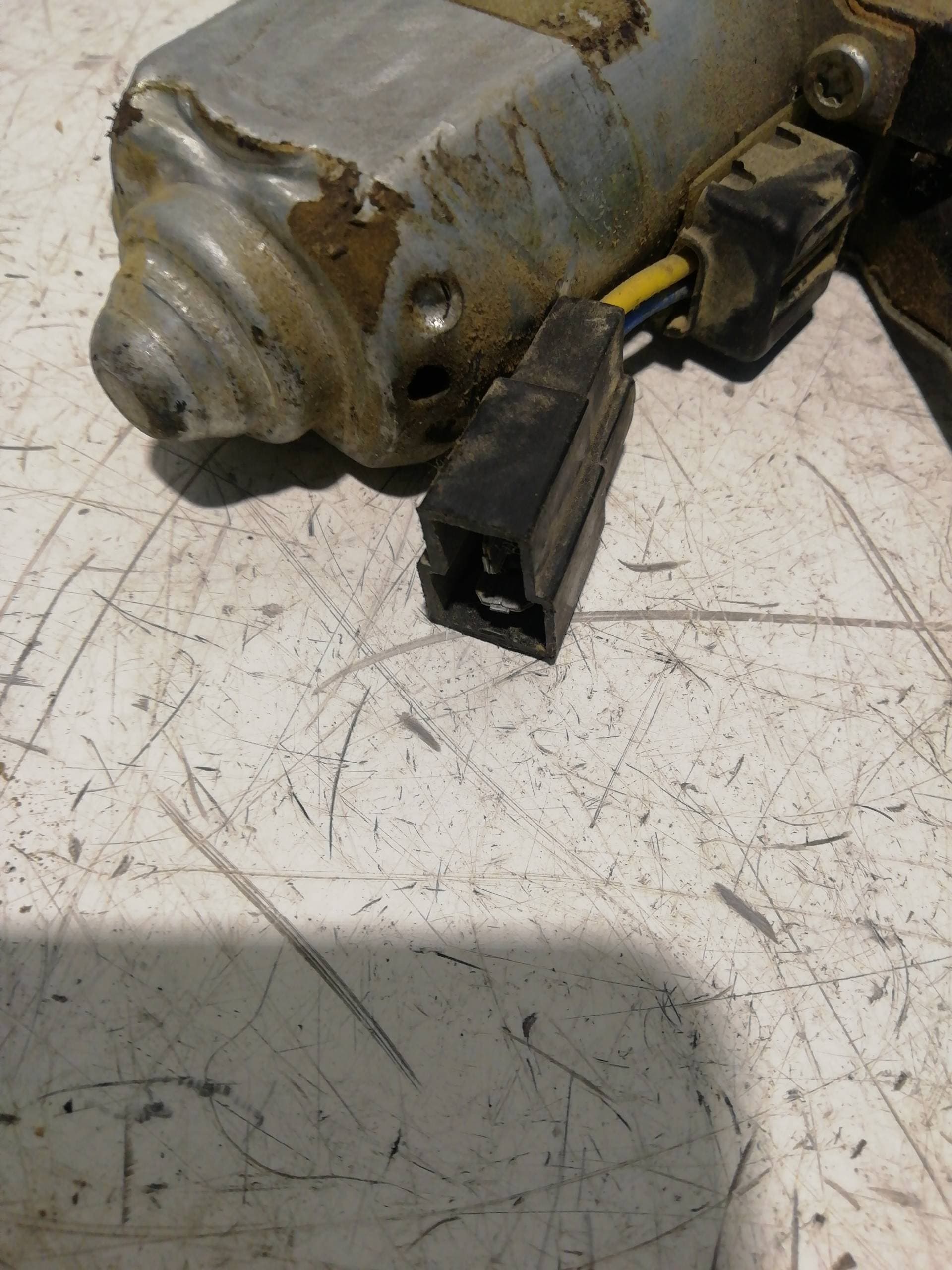 Elevalunas delantero derecho OPEL VECTRA B CARAVAN 3