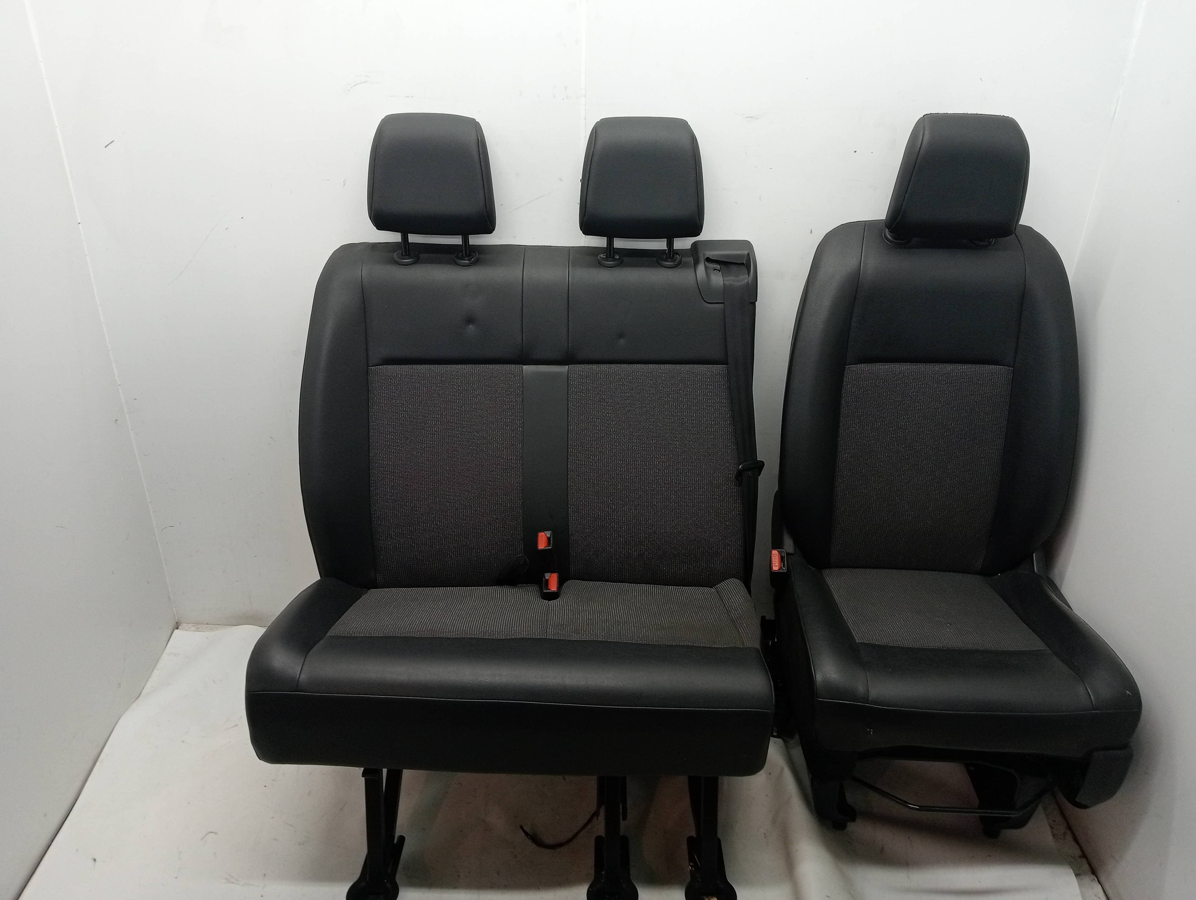Juego asientos completo OPEL VIVARO FURGÓN