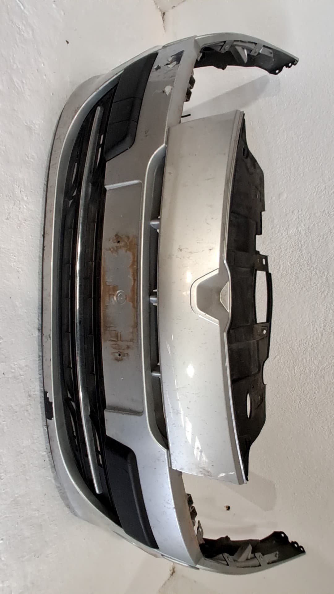 Paragolpes delantero RENAULT SCENIC III