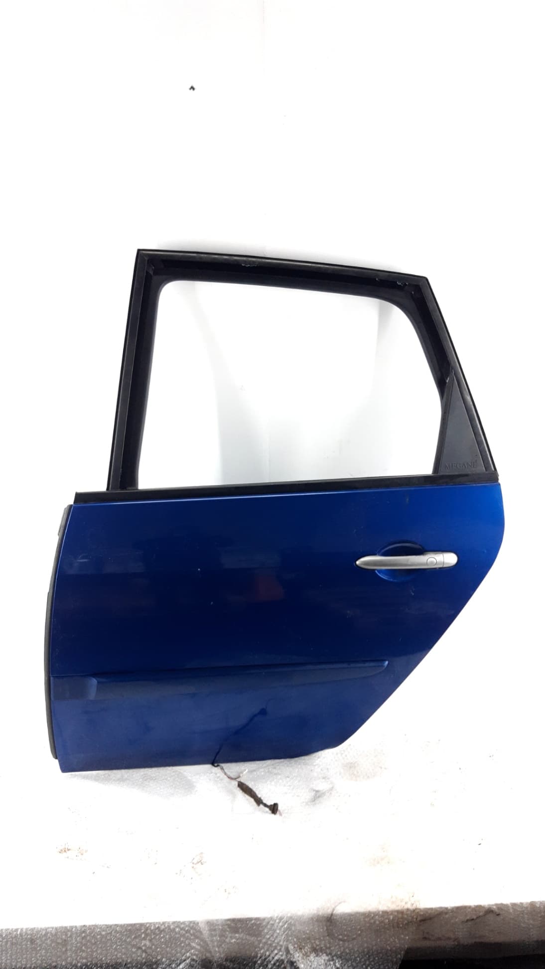 Puerta trasera izquierda RENAULT SCENIC (JA..)