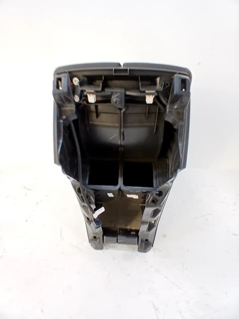 Apoyabrazos central PEUGEOT 3008 2
