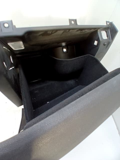 Guantera PEUGEOT 3008 3