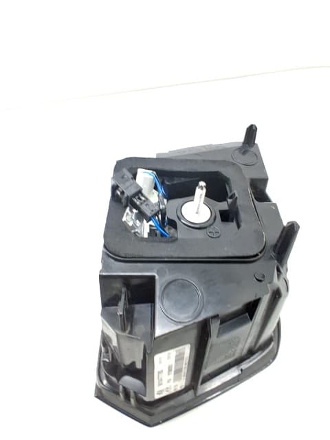 Recambio PEUGEOT 3008 ref. 9810477780 2