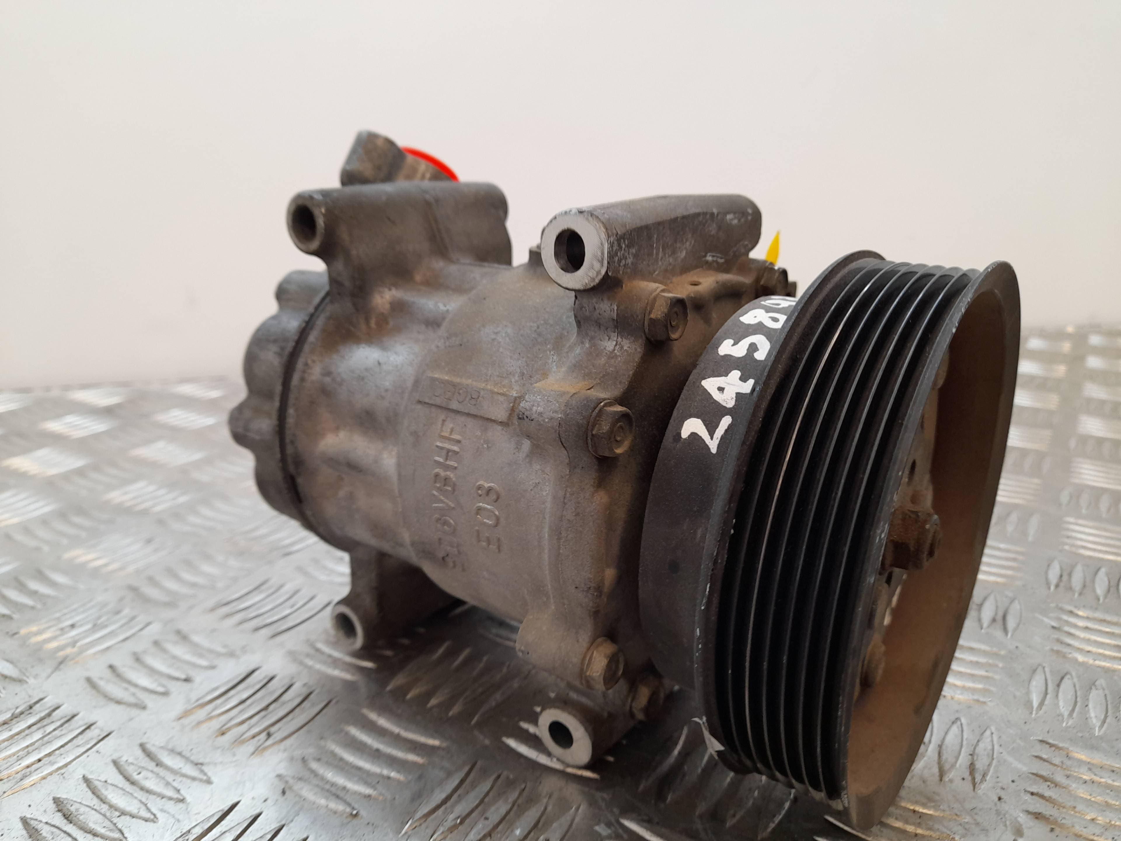 Recambio RENAULT CLIO III (BR0/1, CR0/1) ref. 8200357173 4