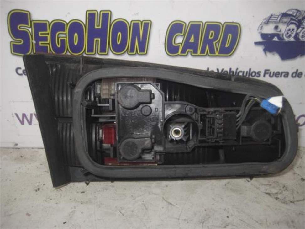 Piloto trasero derecho RENAULT LAGUNA II (BG0)