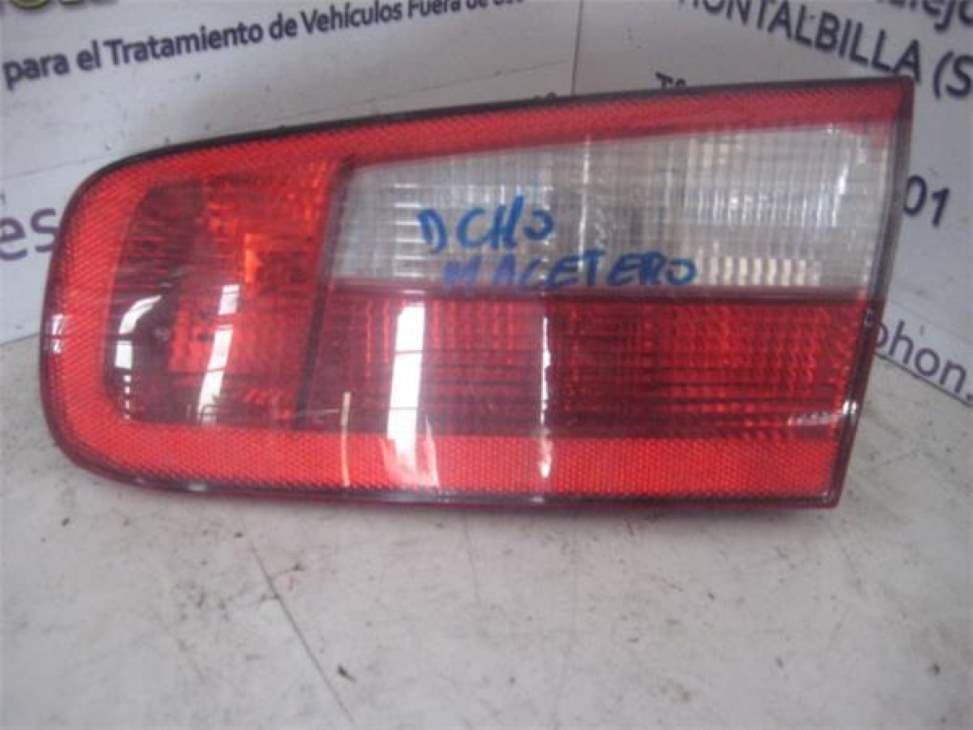 Piloto trasero derecho RENAULT LAGUNA II (BG0) 3