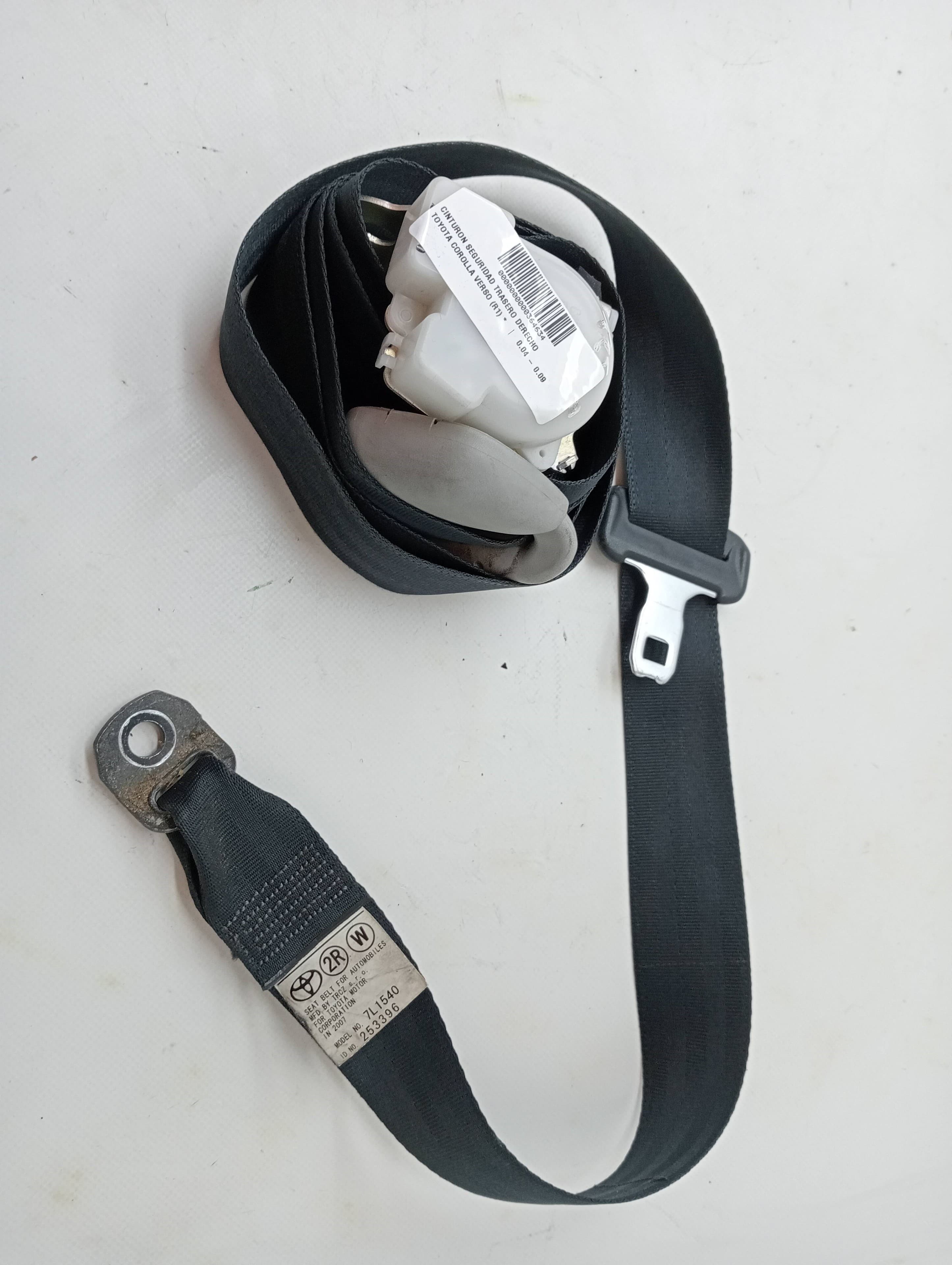 Cinturon seguridad trasero derecho TOYOTA COROLLA VERSO (R1)