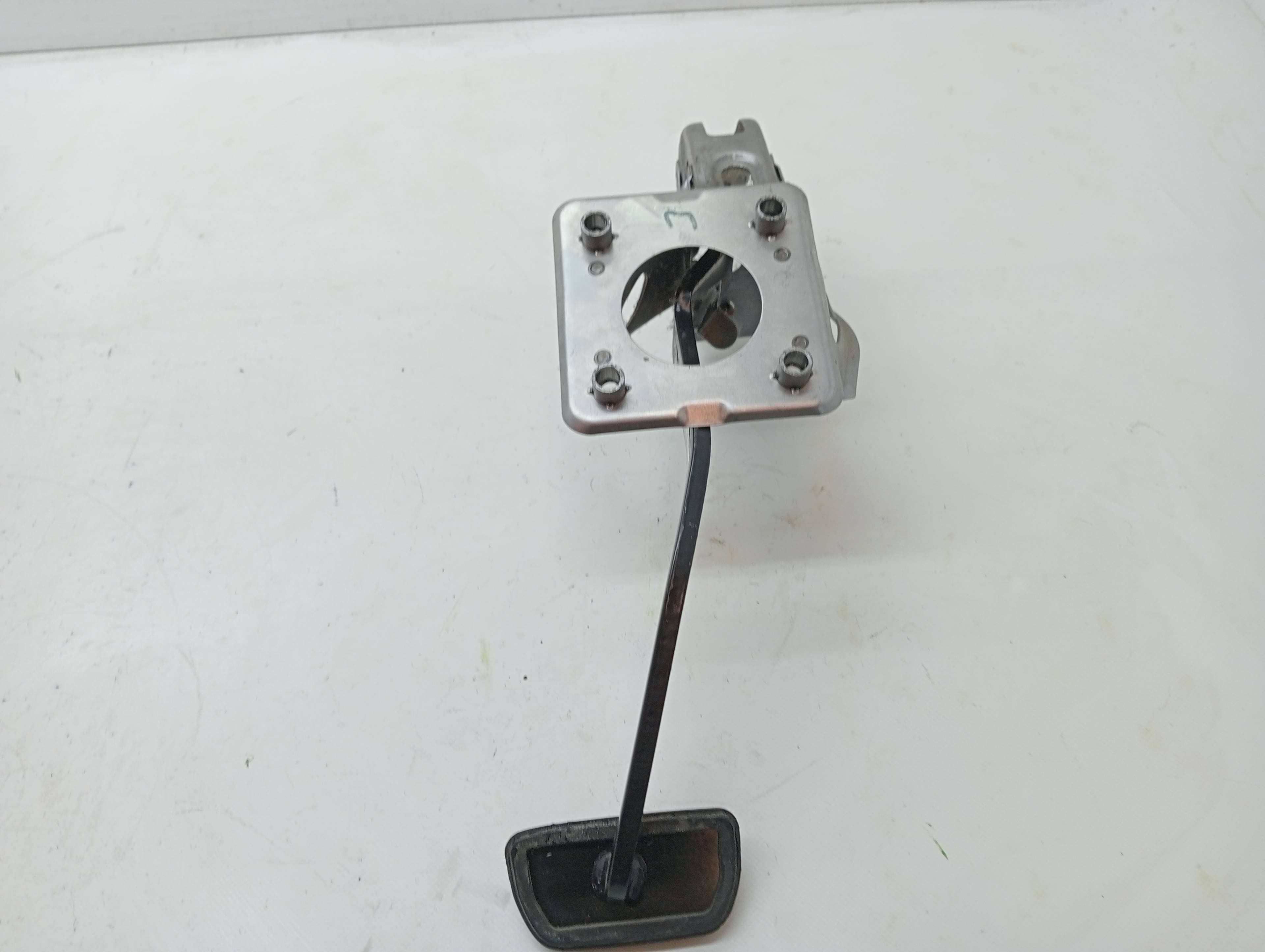 Pedal freno TOYOTA COROLLA VERSO (R1) 2