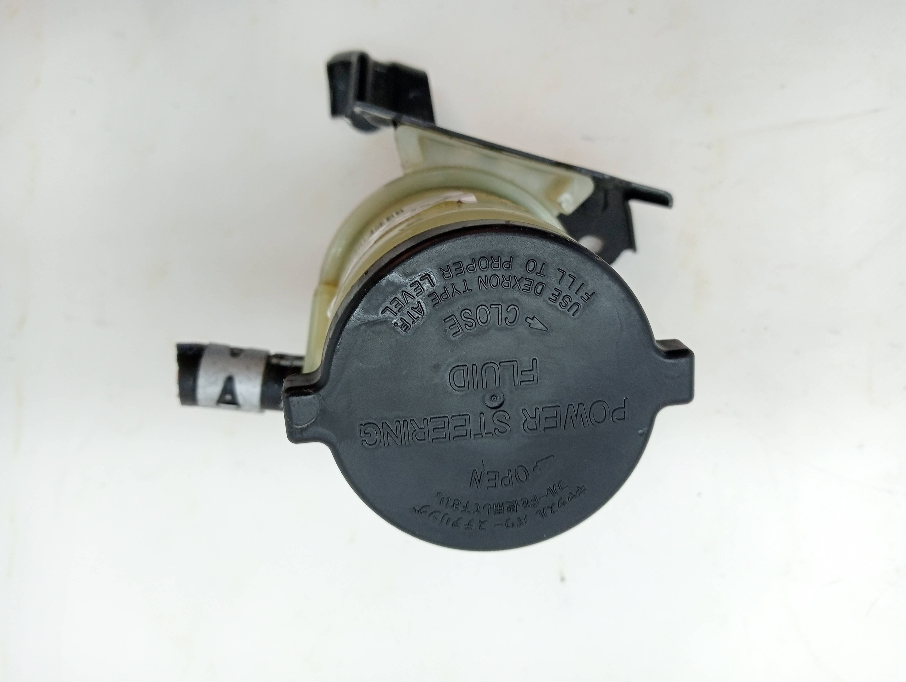 Bomba direccion TOYOTA COROLLA VERSO (R1) 2