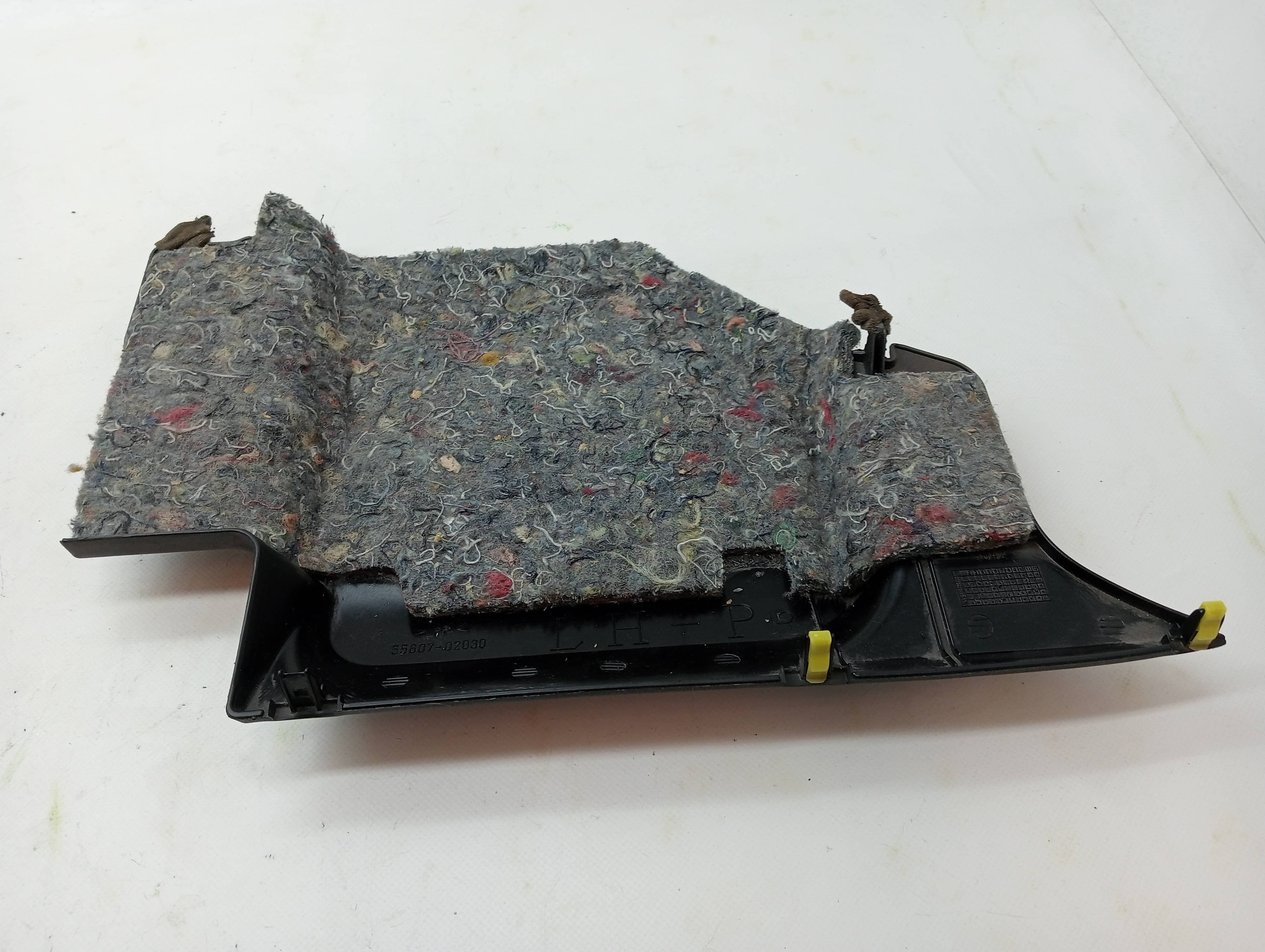 Plastico TOYOTA COROLLA VERSO (R1) 2