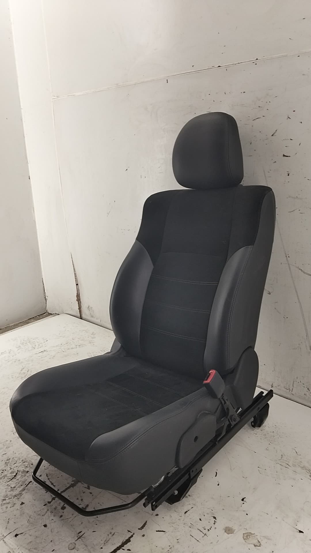 Asiento delantero derecho TOYOTA AVENSIS SEDÁN (_T27_) 3