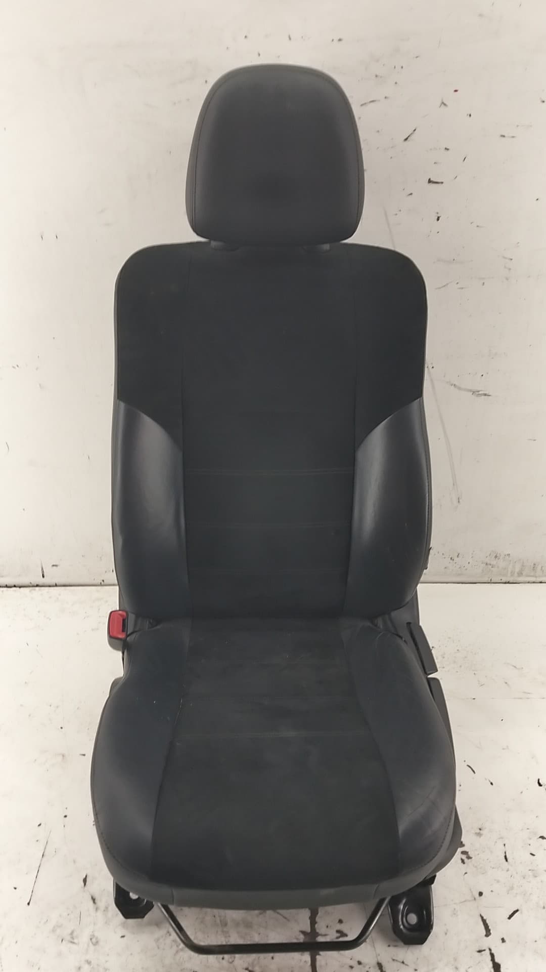 Asiento delantero izquierdo TOYOTA AVENSIS SEDÁN (_T27_)