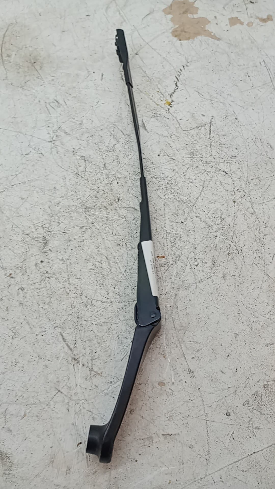 Brazo limpia delantero izquierdo AUDI Q2 (GAB)