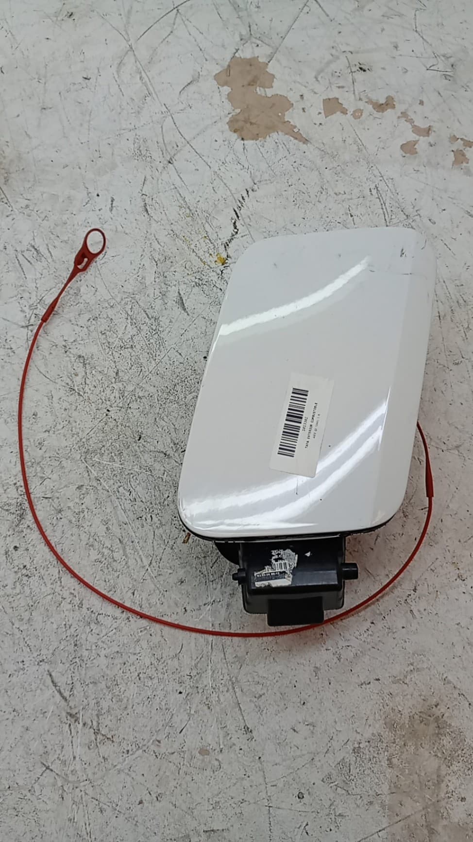 Tapa exterior combustible AUDI Q2 (GAB)