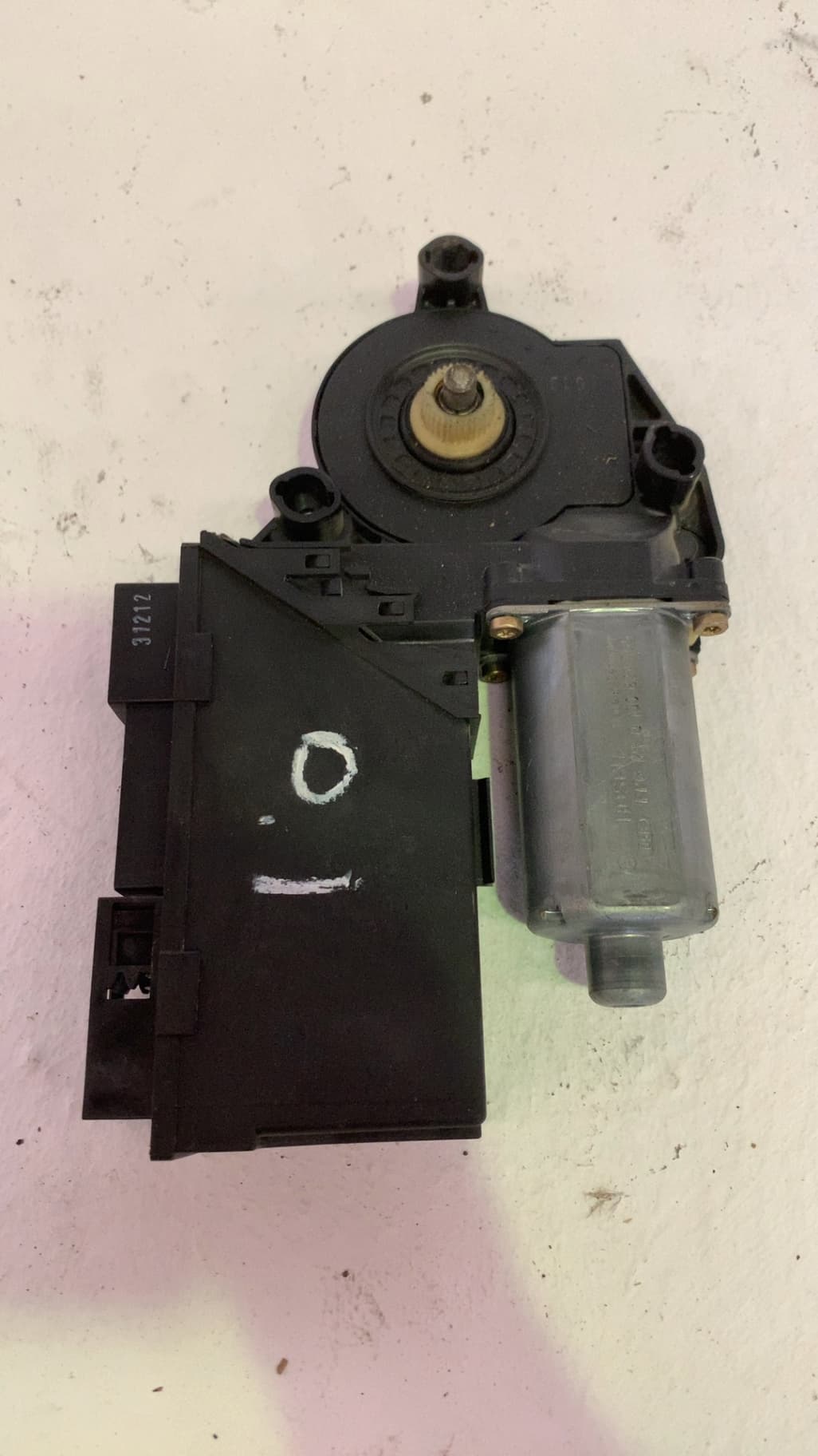 Motor elevalunas delantero izquierdo AUDI A4 BERLINA (8E)