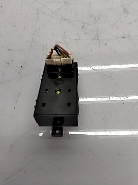 Mando elevalunas delantero izquierdo KIA PICANTO 3