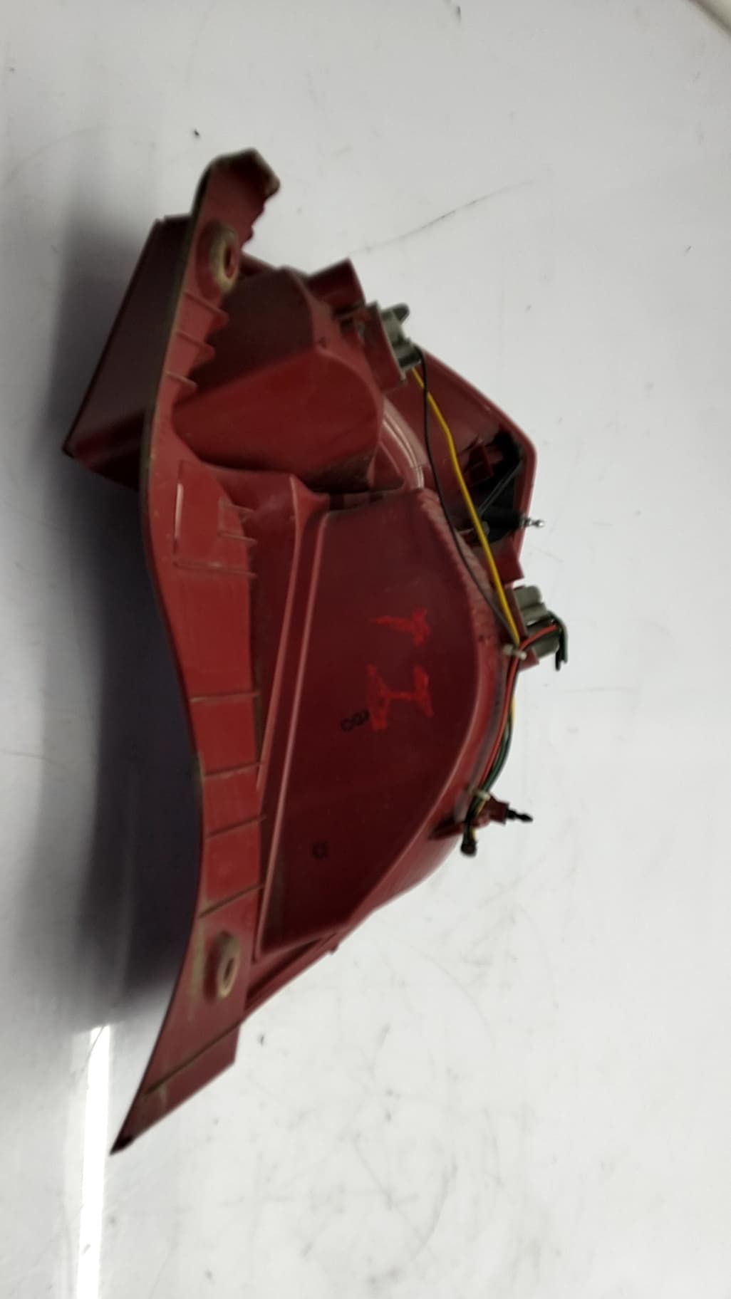 Piloto trasero izquierdo KIA PICANTO 3