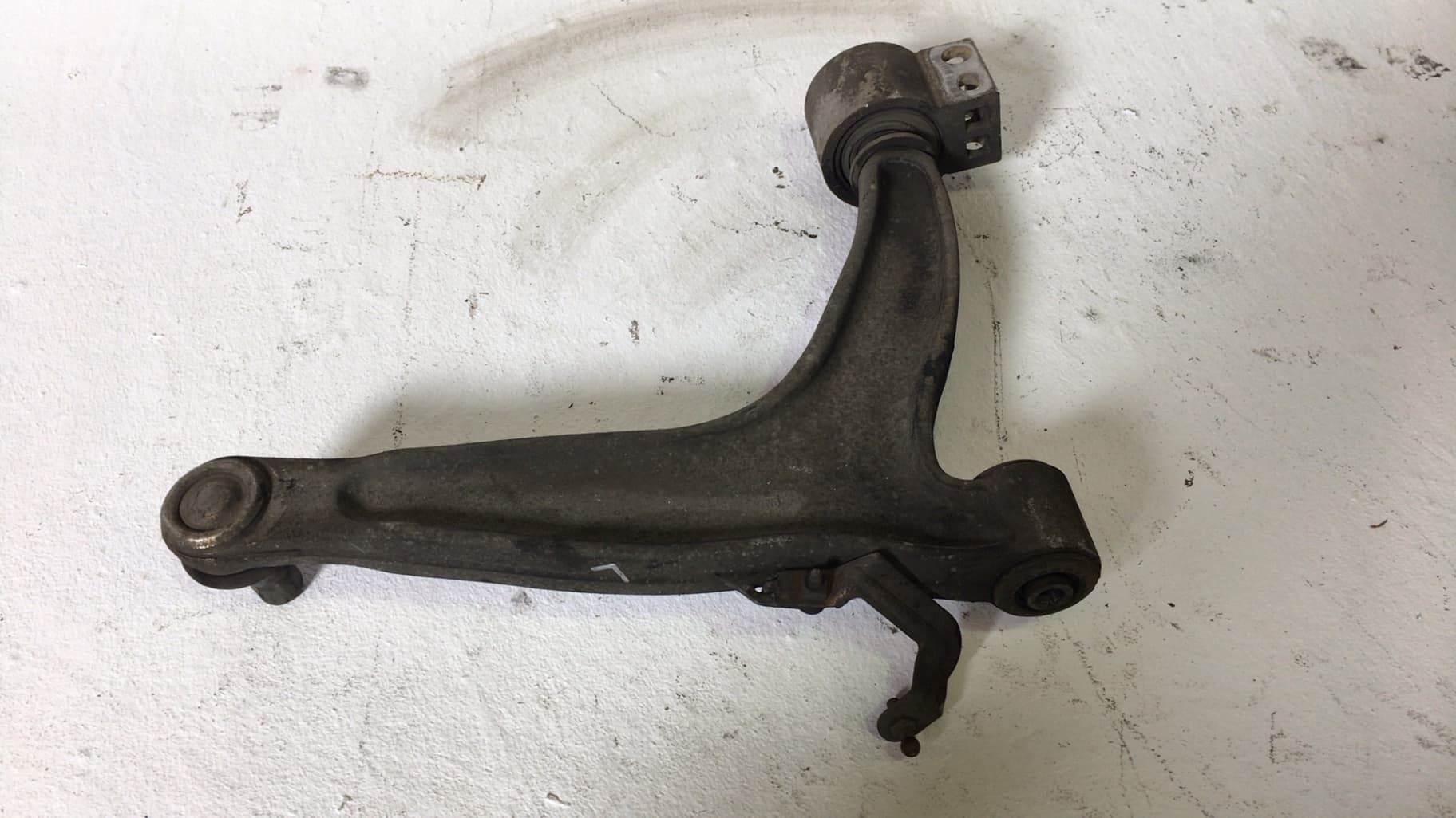 Brazo suspension inferior delantero izquierdo SAAB 9-3 STATION WAGON (E50) 2