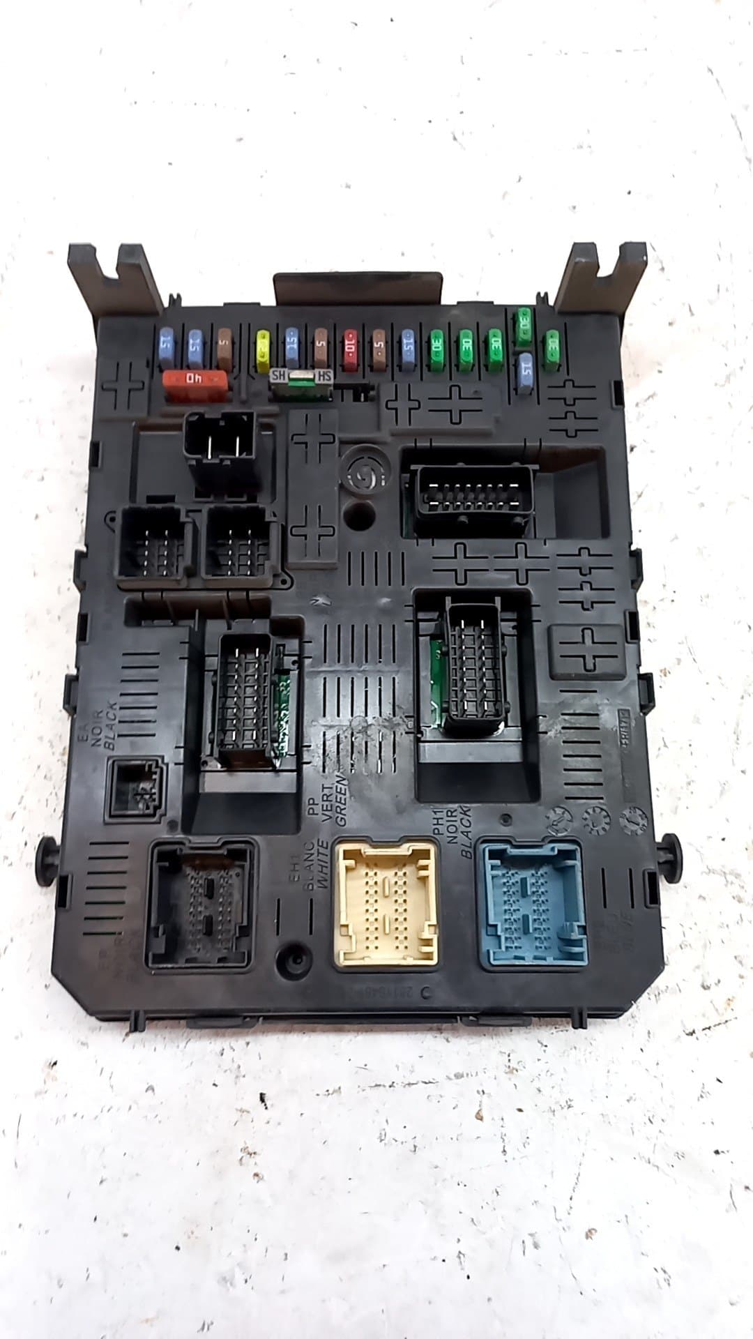 Caja fusibles CITROEN C4 BERLINA