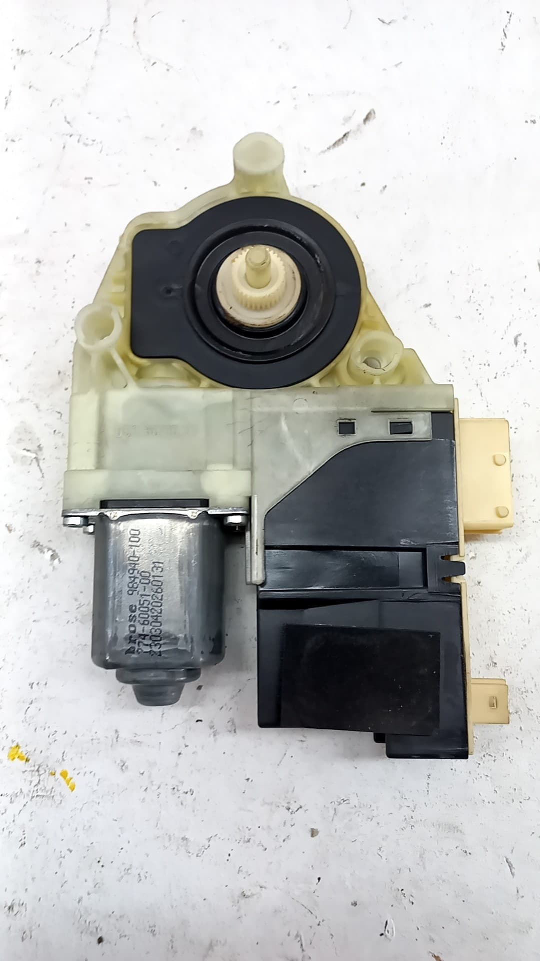 Motor elevalunas delantero derecho CITROEN C4 BERLINA 3