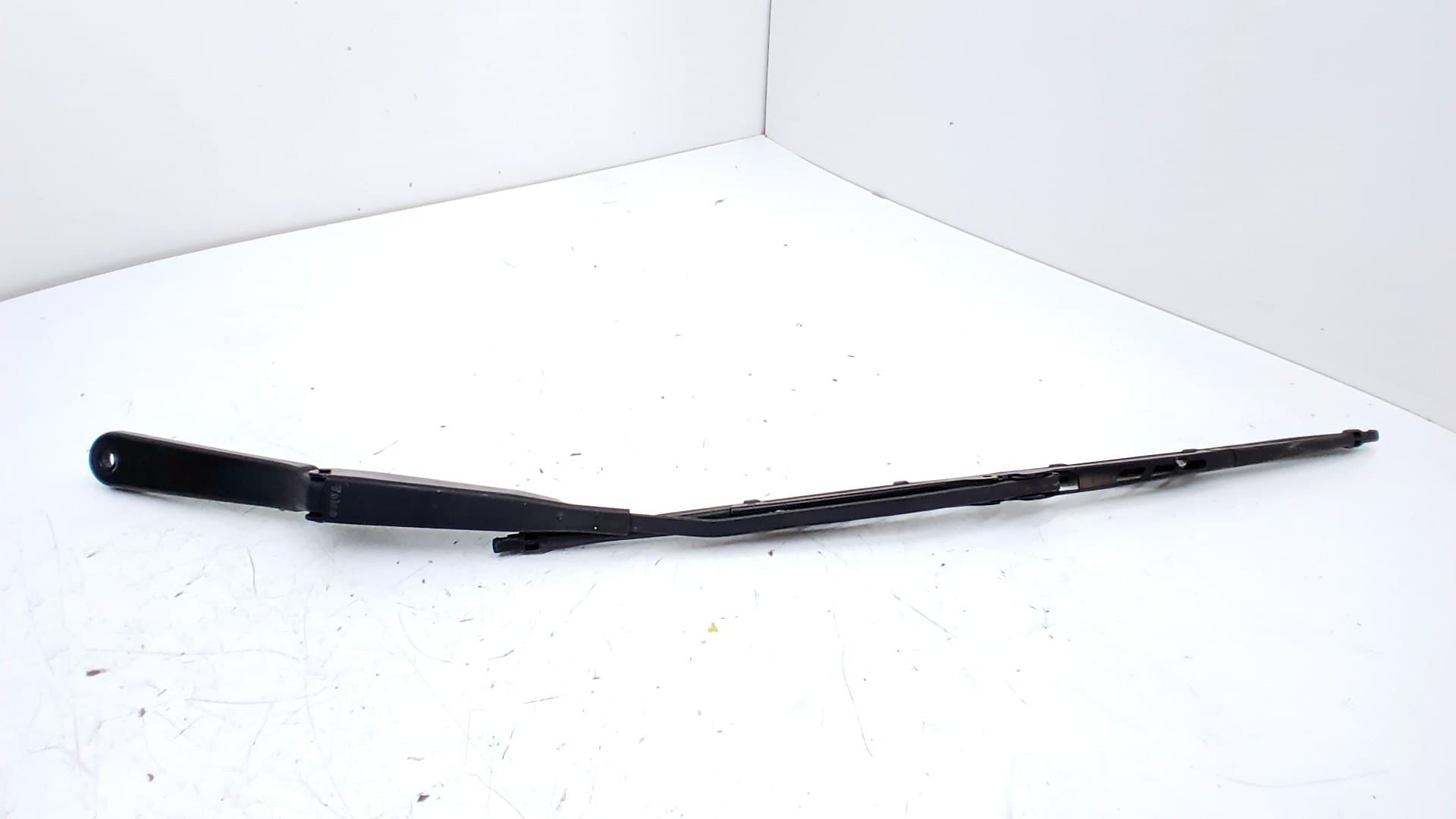 Brazo limpia delantero izquierdo RENAULT KANGOO (KC0/1_)