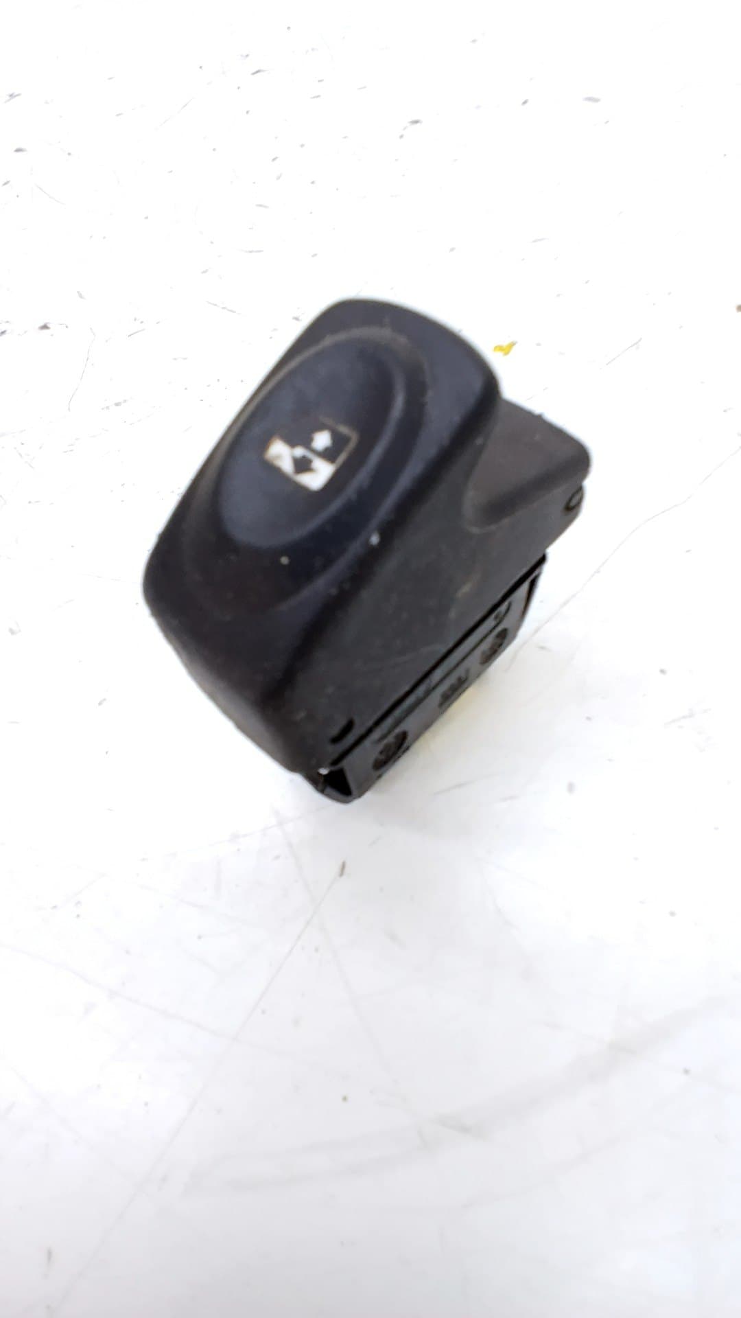 Mando elevalunas delantero derecho RENAULT KANGOO (KC0/1_)