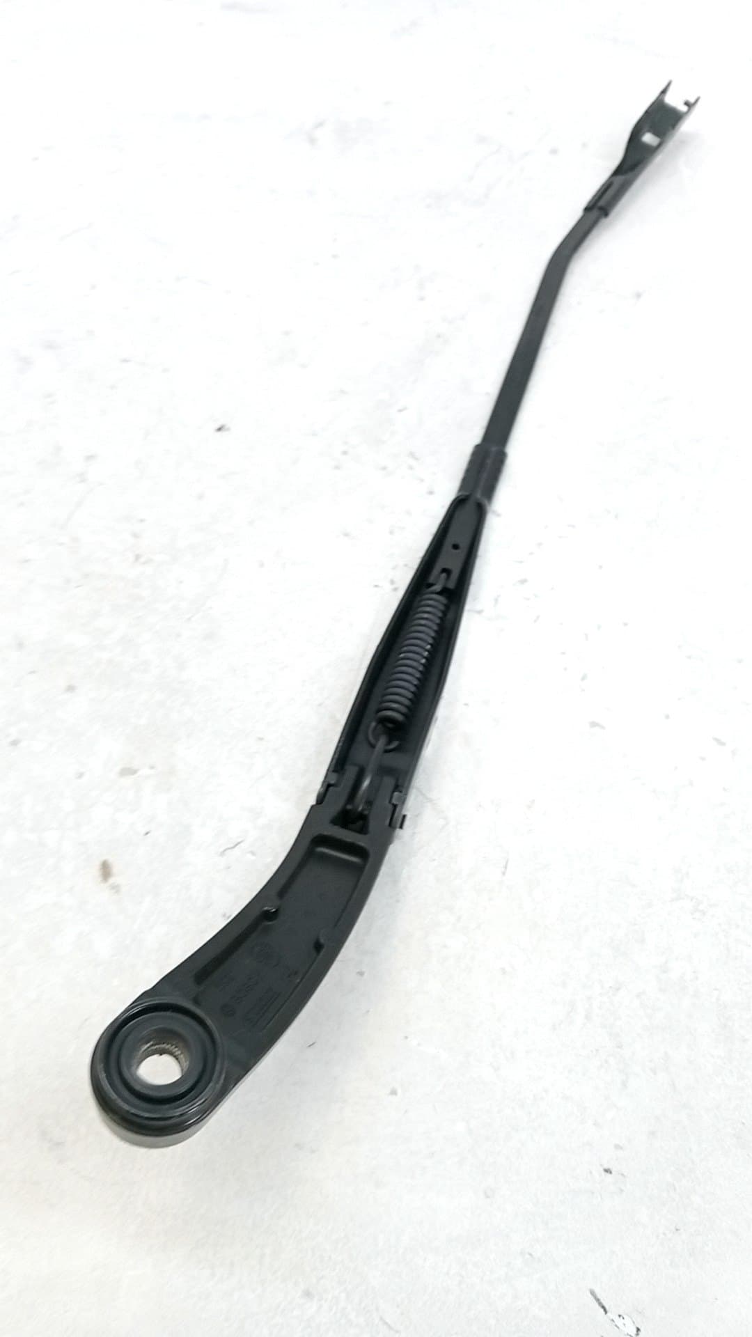 Brazo limpia delantero izquierdo AUDI Q3 SPORTBACK (F3N) 2