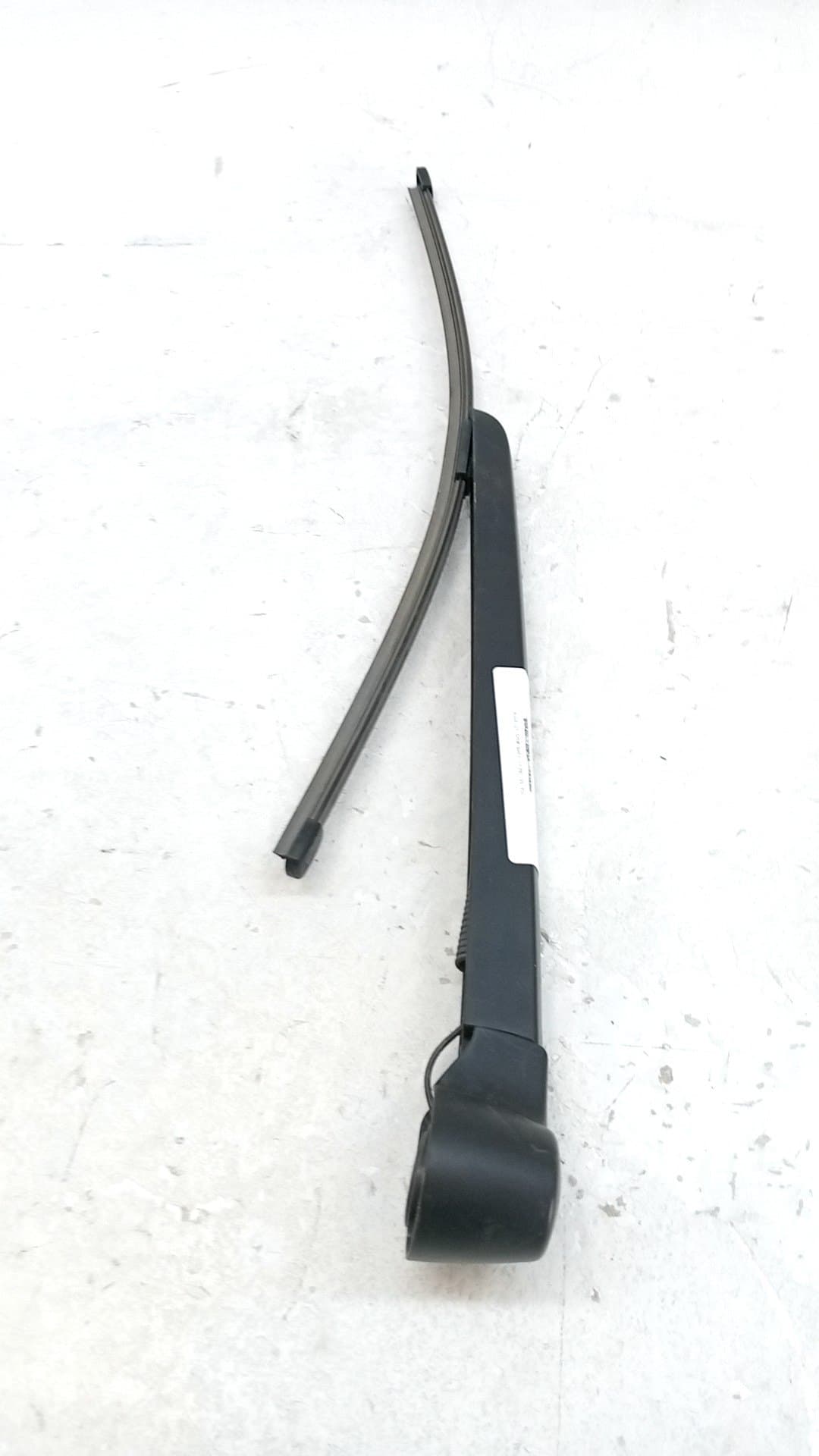 Brazo limpia trasero AUDI Q3 SPORTBACK (F3N)