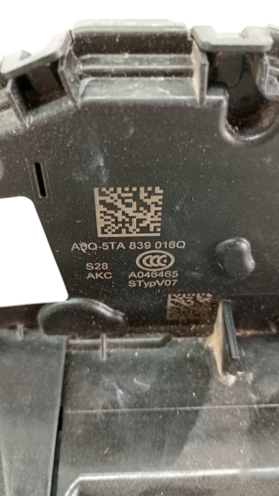Cerradura puerta trasera derecha AUDI Q3 SPORTBACK (F3N) 4