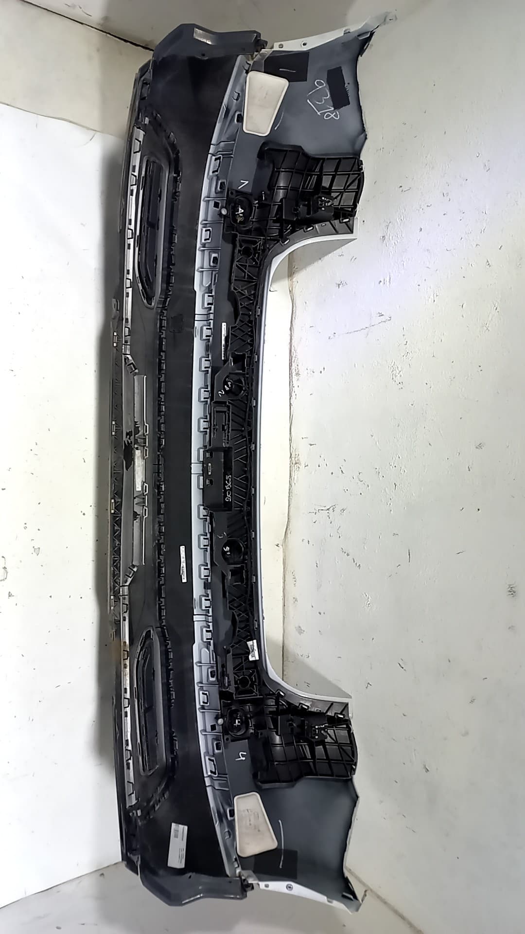 Paragolpes trasero AUDI Q3 SPORTBACK (F3N) 2