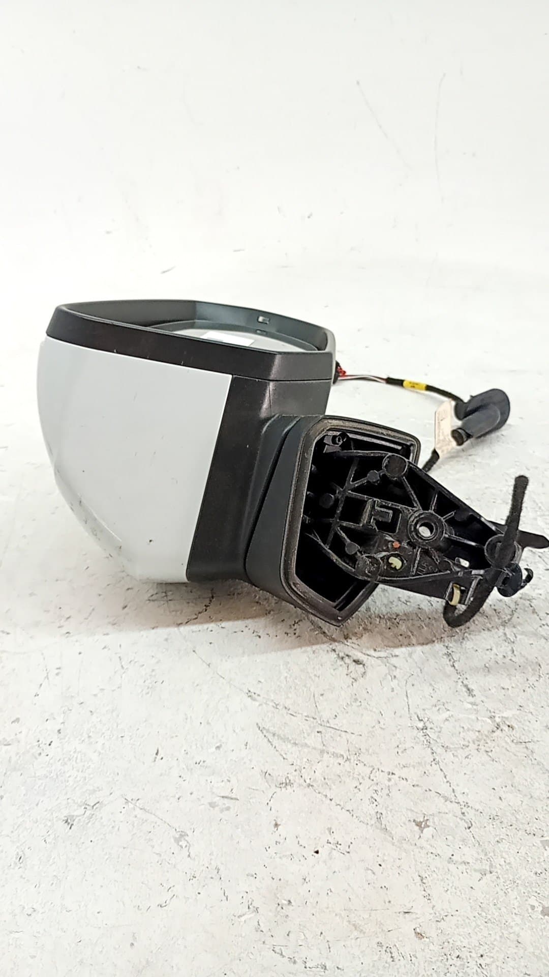 Retrovisor derecho AUDI Q3 SPORTBACK (F3N) 4