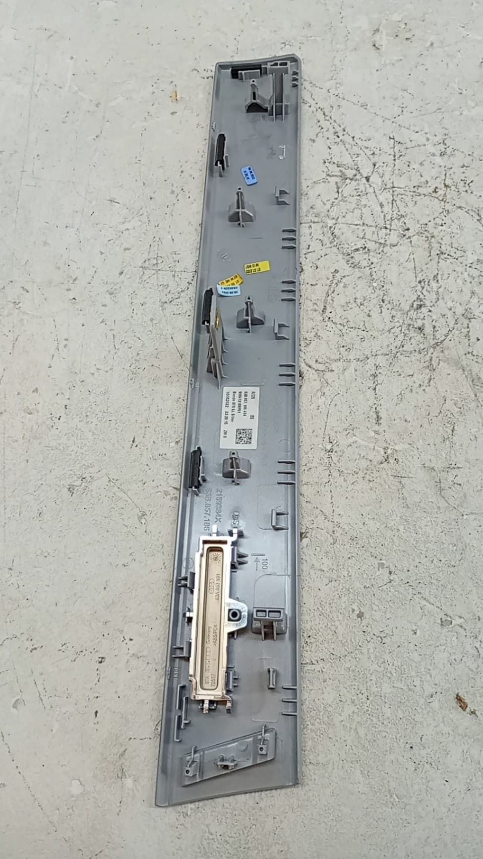 Moldura interior AUDI Q3 SPORTBACK (F3N) 2