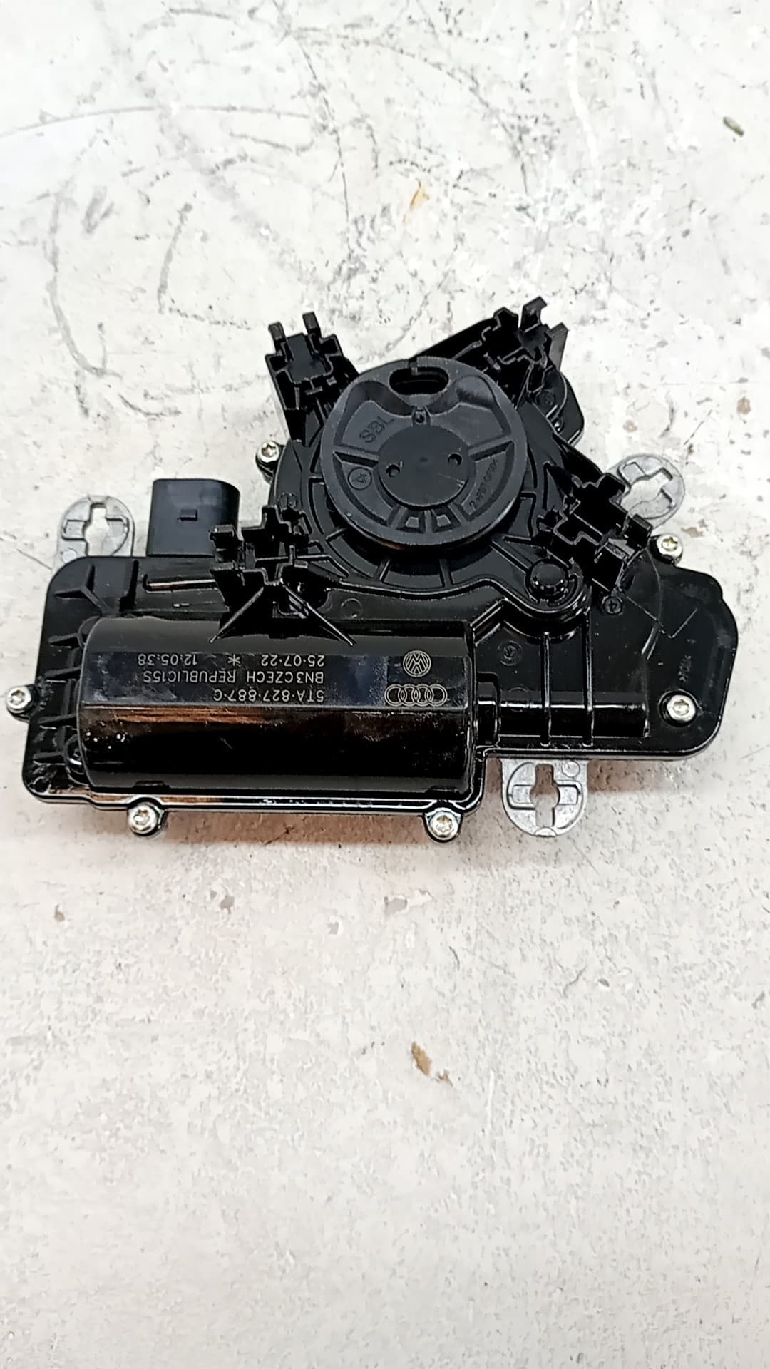 Cerradura maletero / porton AUDI Q3 SPORTBACK (F3N) 2