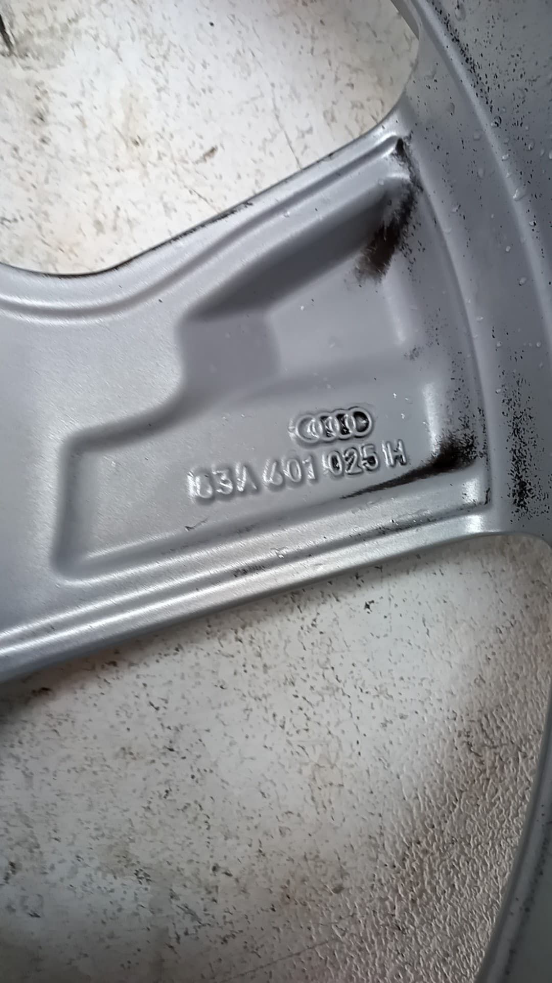 Llanta AUDI Q3 SPORTBACK (F3N) 4